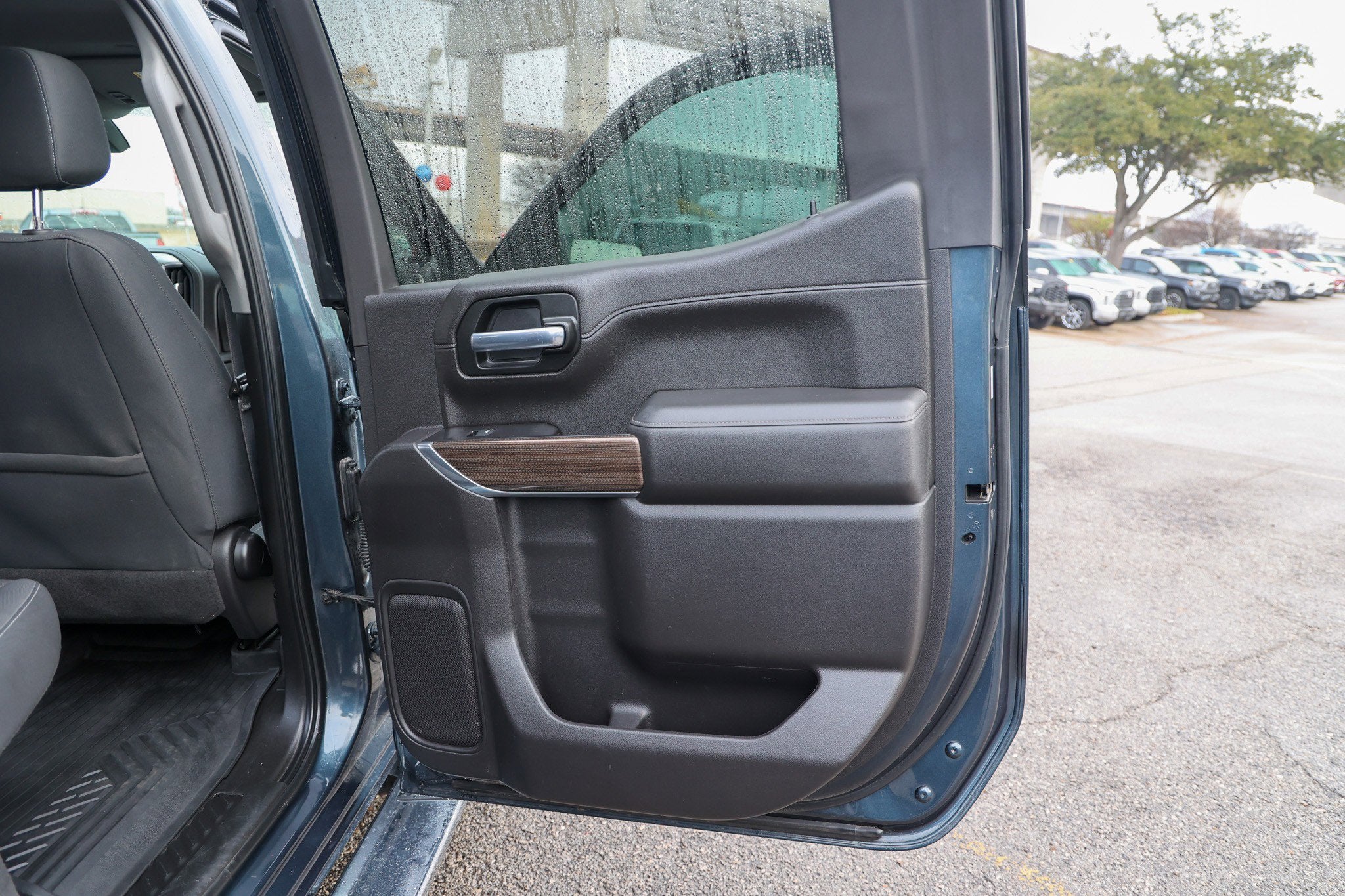 2020 Chevrolet Silverado RST