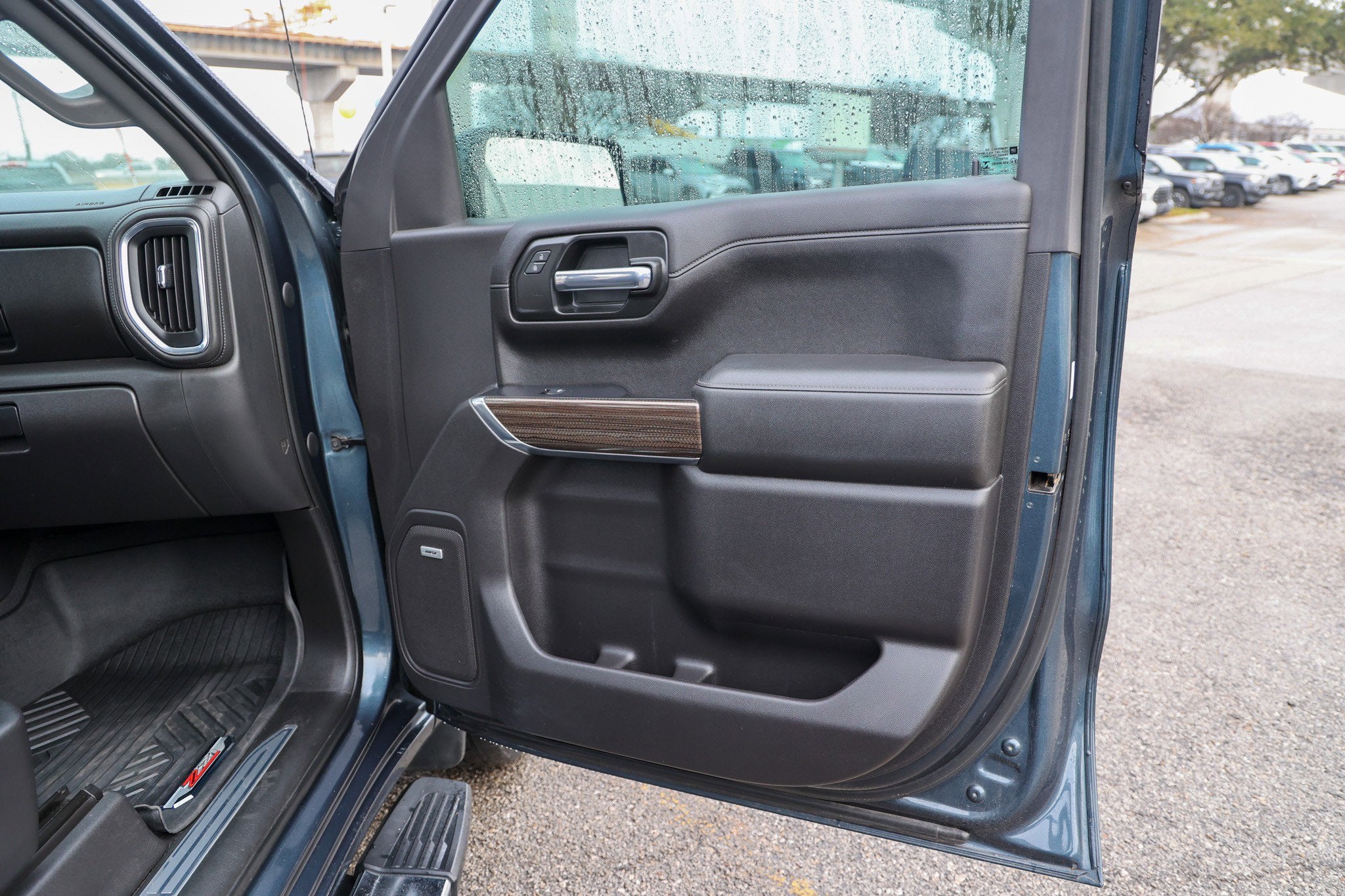 2020 Chevrolet Silverado RST