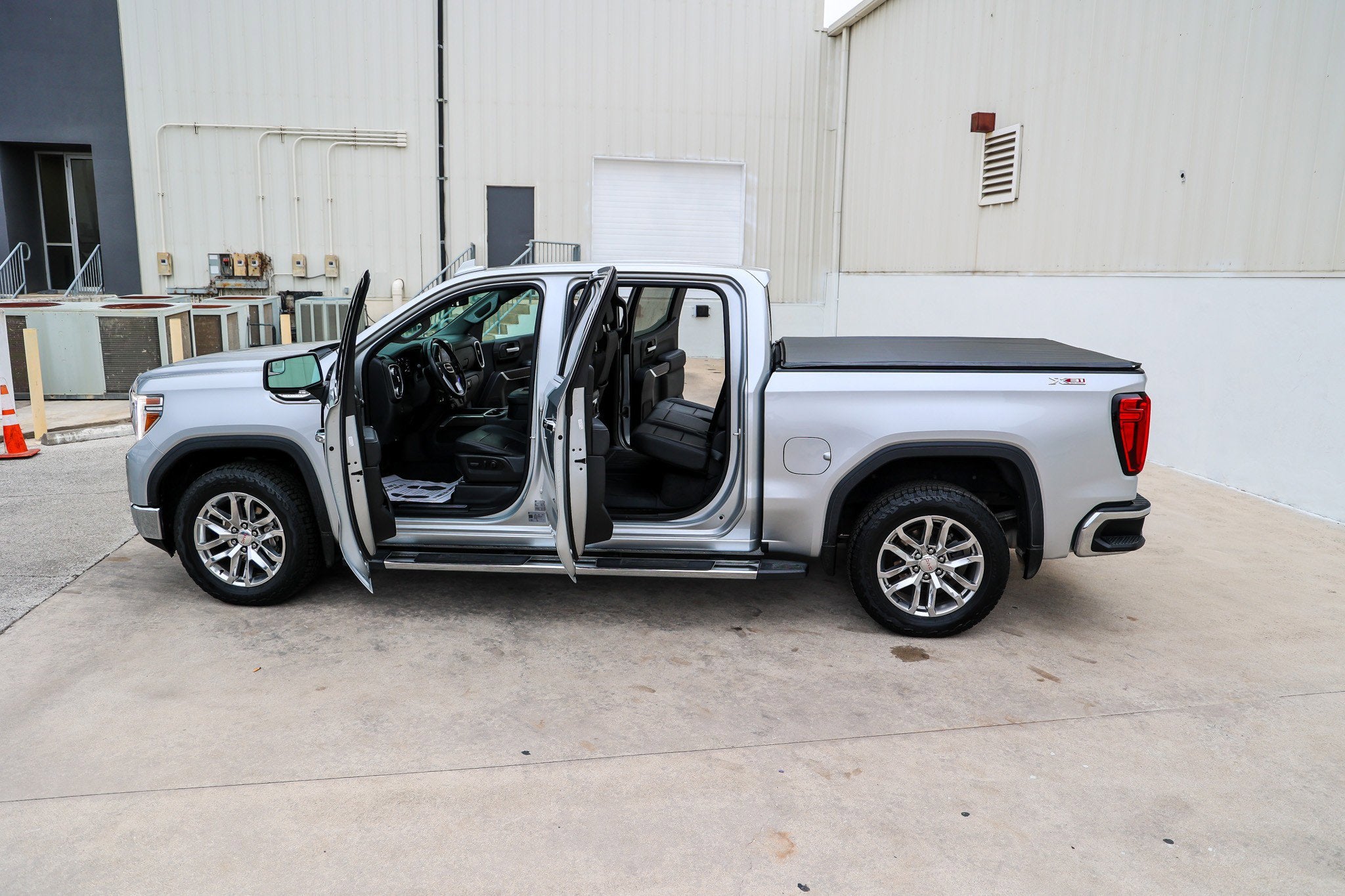 2021 GMC Sierra SLT