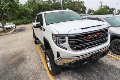 2024 GMC Sierra 1500 SLT