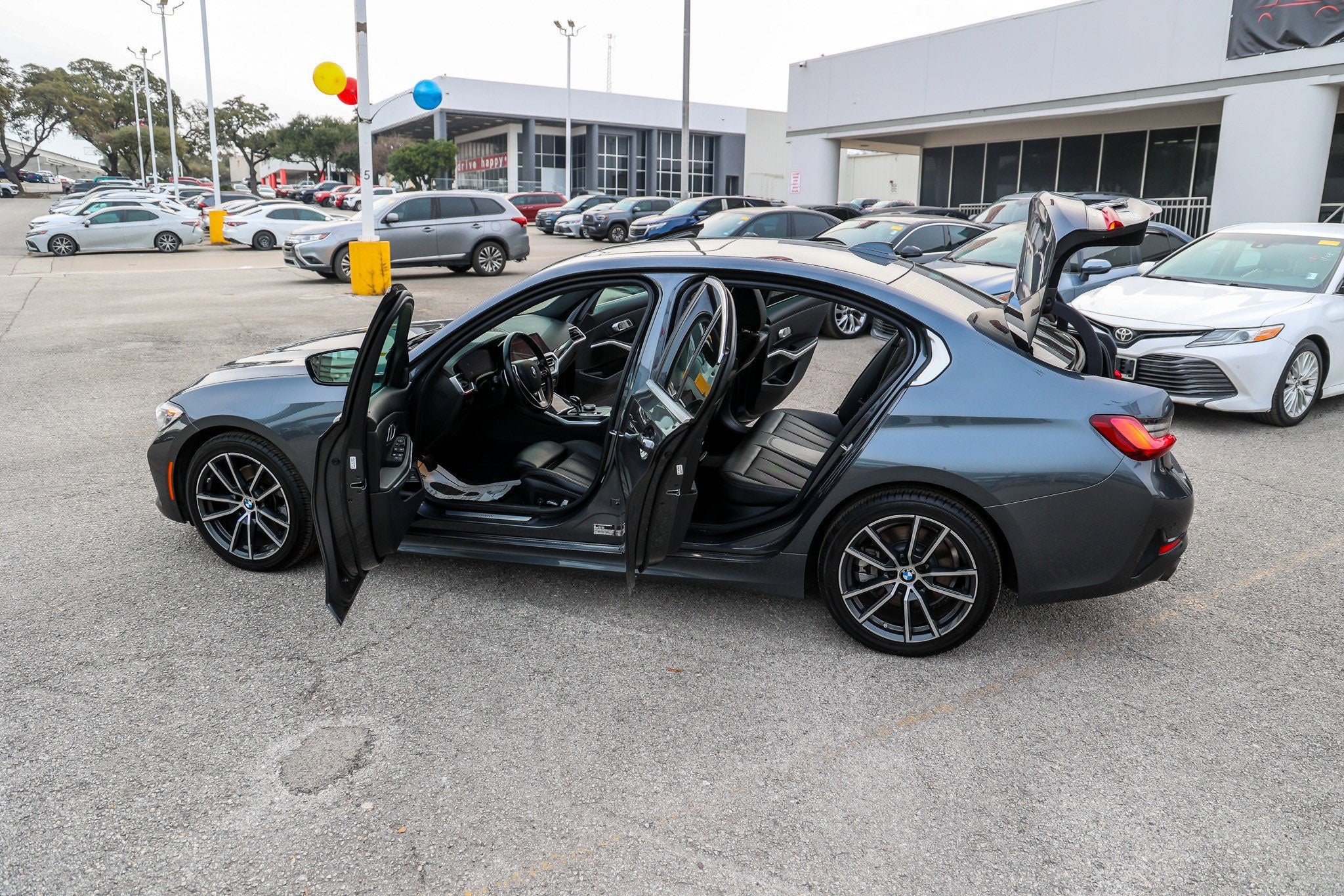 2022 BMW 330i 330i