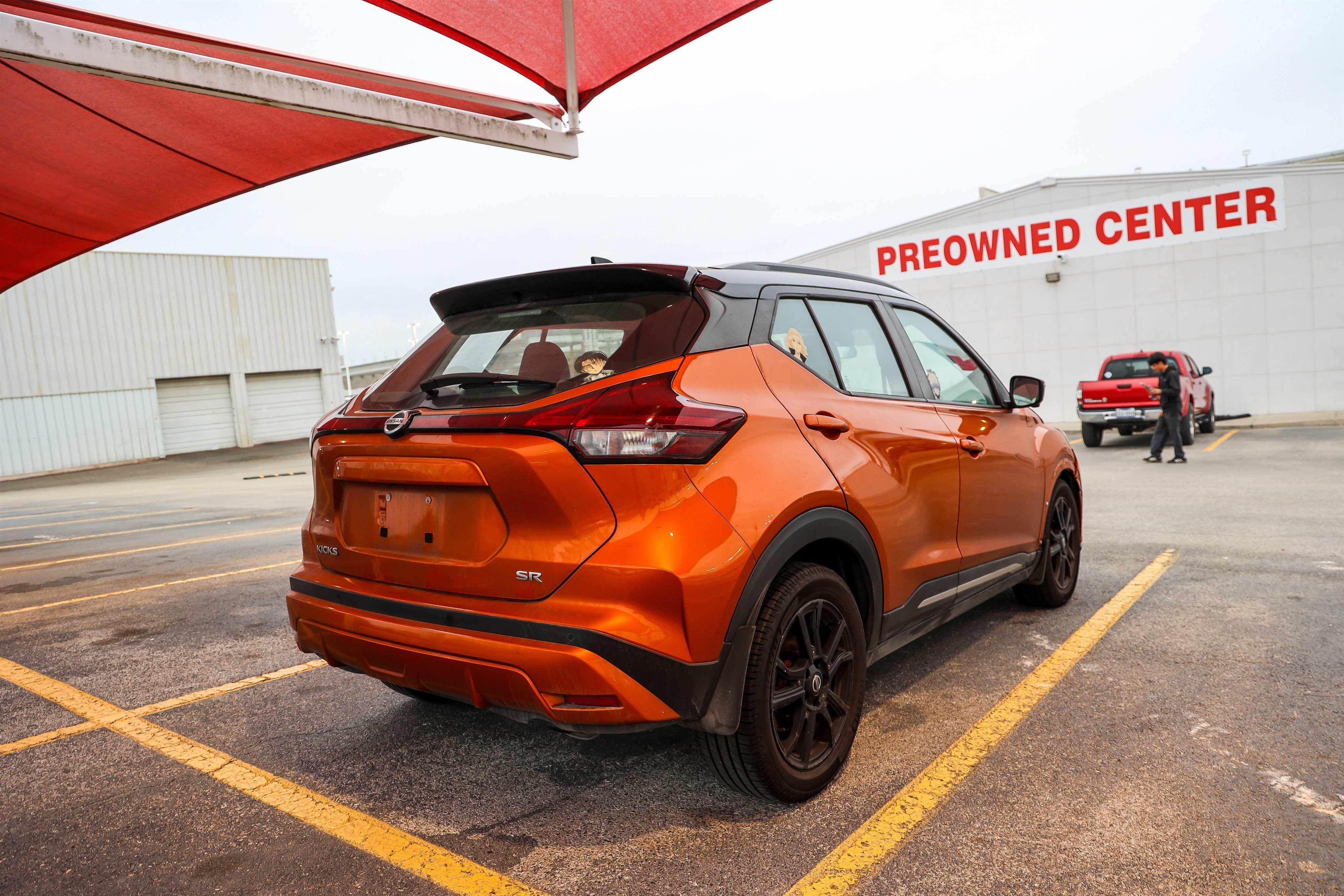 2021 Nissan Kicks SR