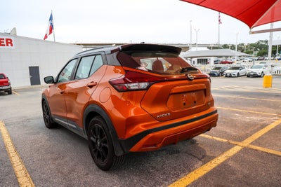 2021 Nissan Kicks SR