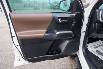 2019 Toyota TACOMA LIMITED Limited