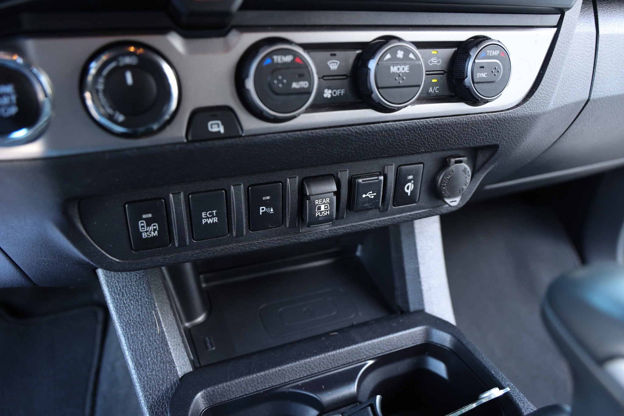 2023 Toyota TACOMA LIMITED Limited