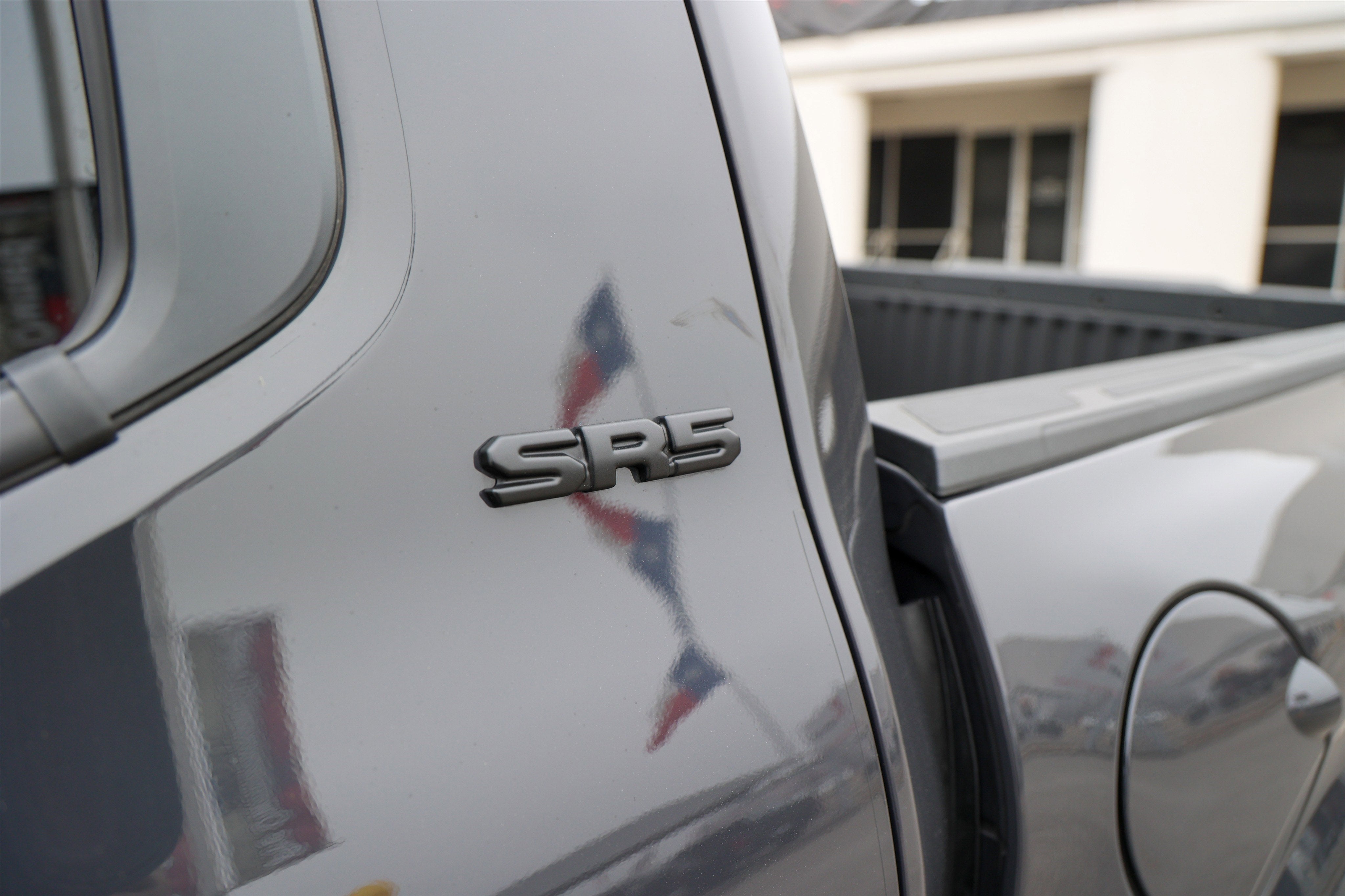 2025 Toyota TACOMA SR5 SR5