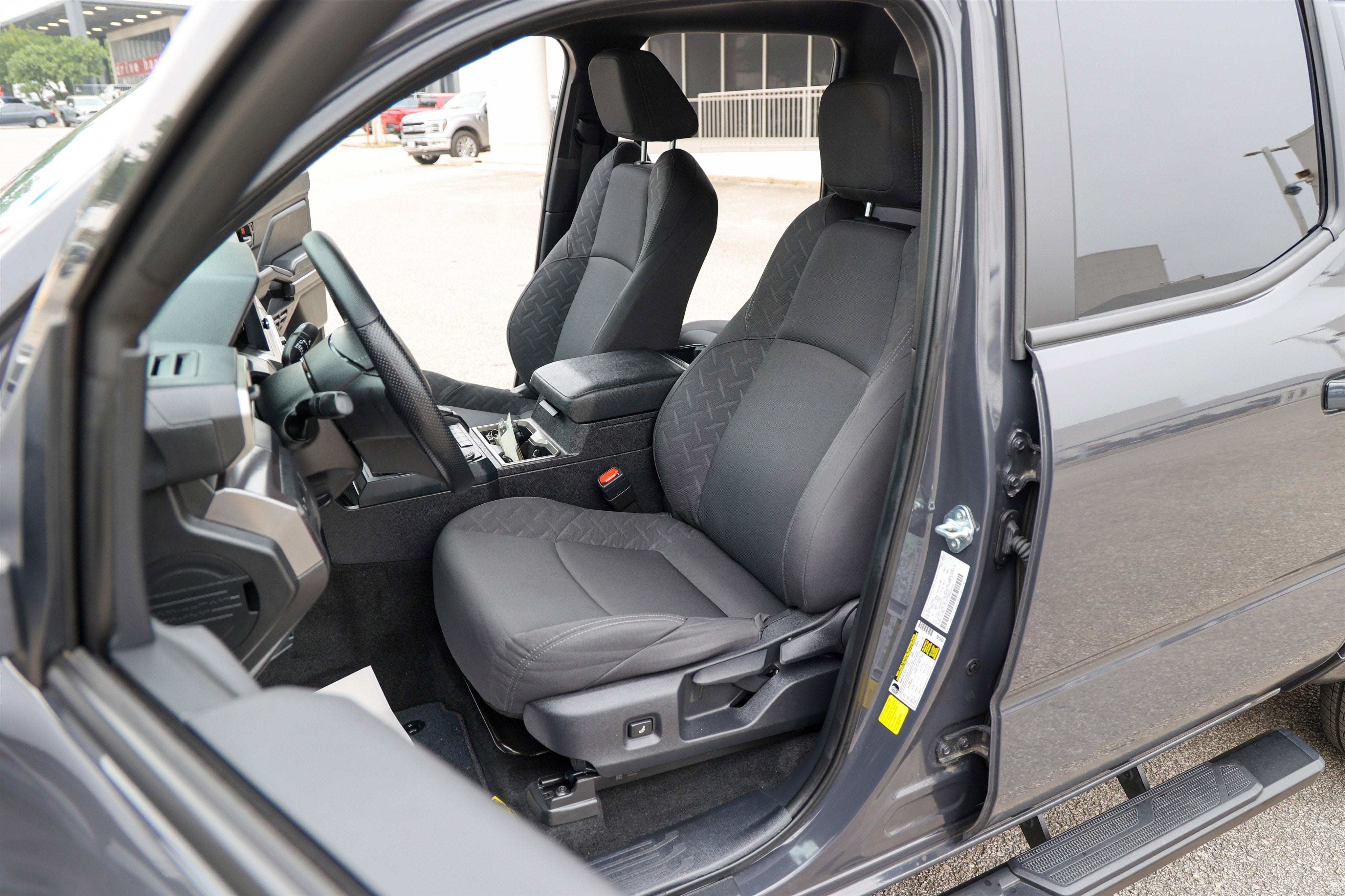 2025 Toyota TACOMA SR5 SR5