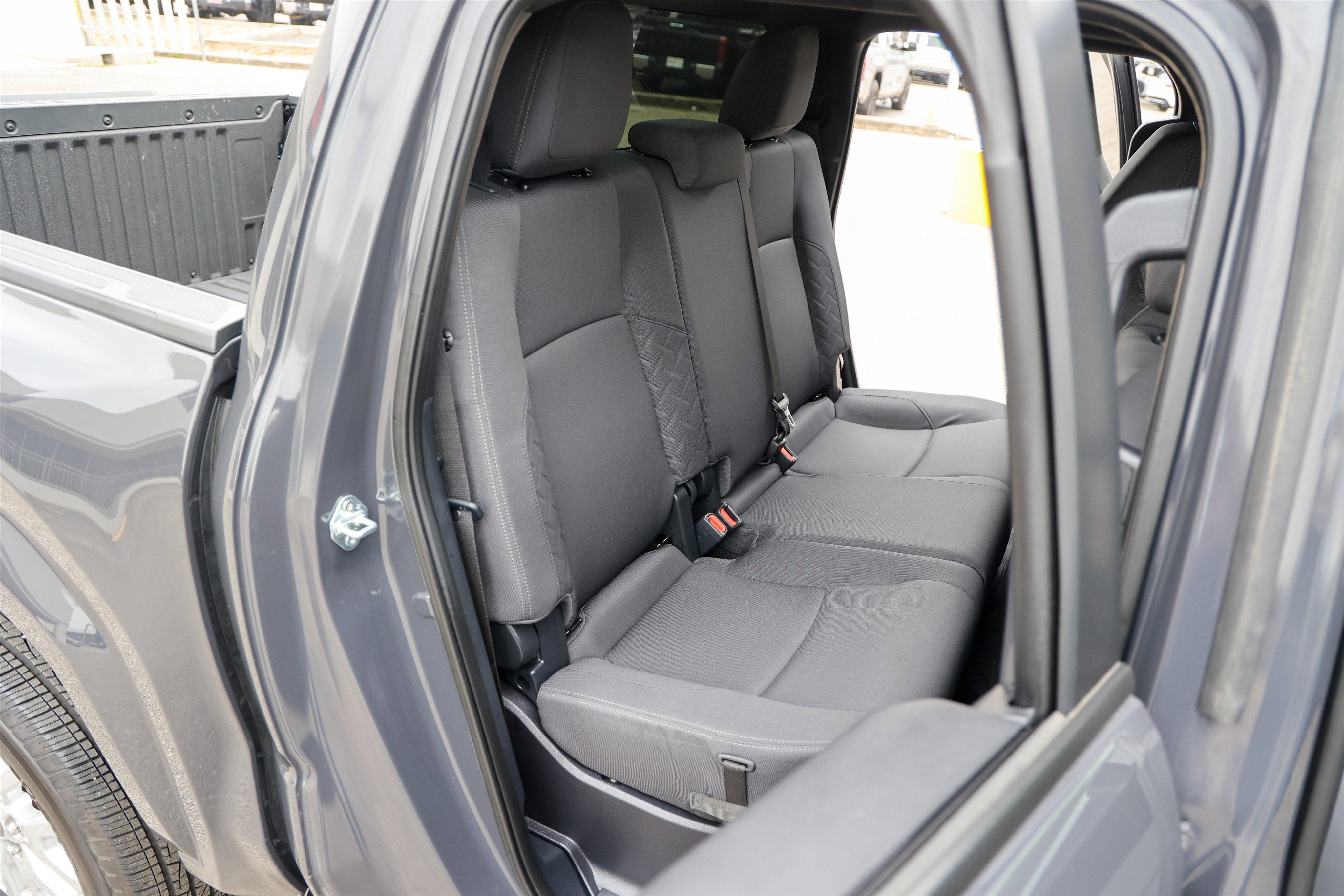 2025 Toyota TACOMA SR5 SR5