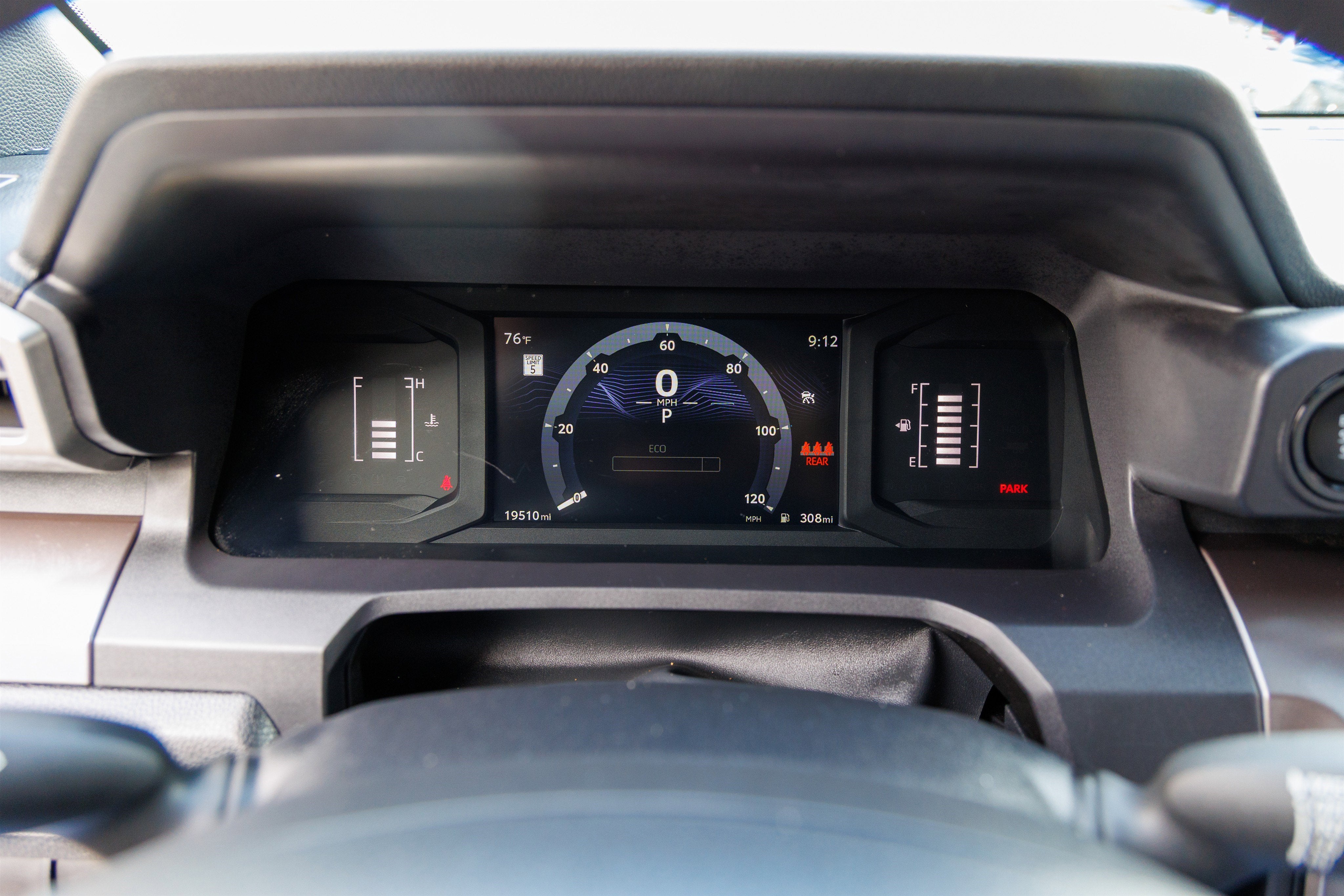 2024 Toyota TACOMA SR5 SR5
