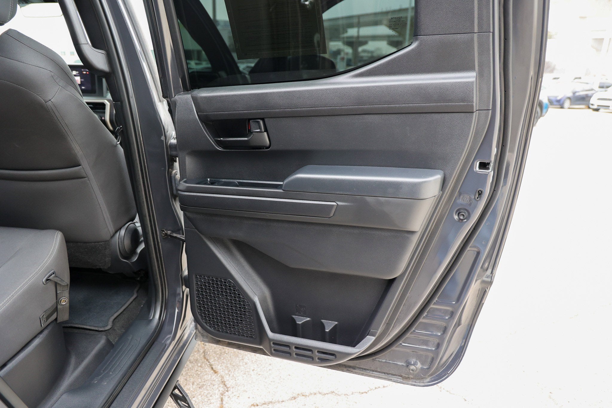 2025 Toyota TACOMA SR5 SR5