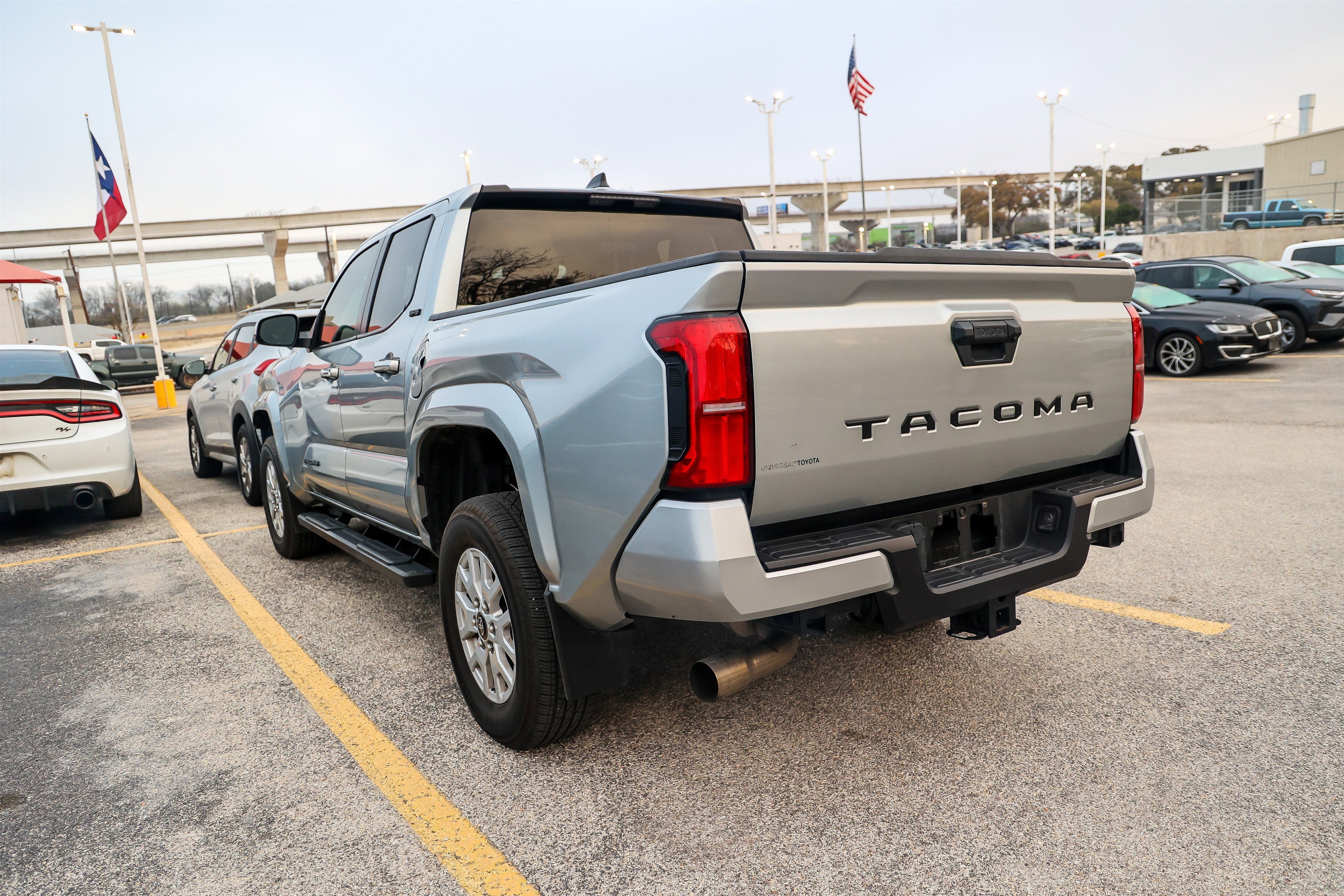 2024 Toyota TACOMA SR5 SR5