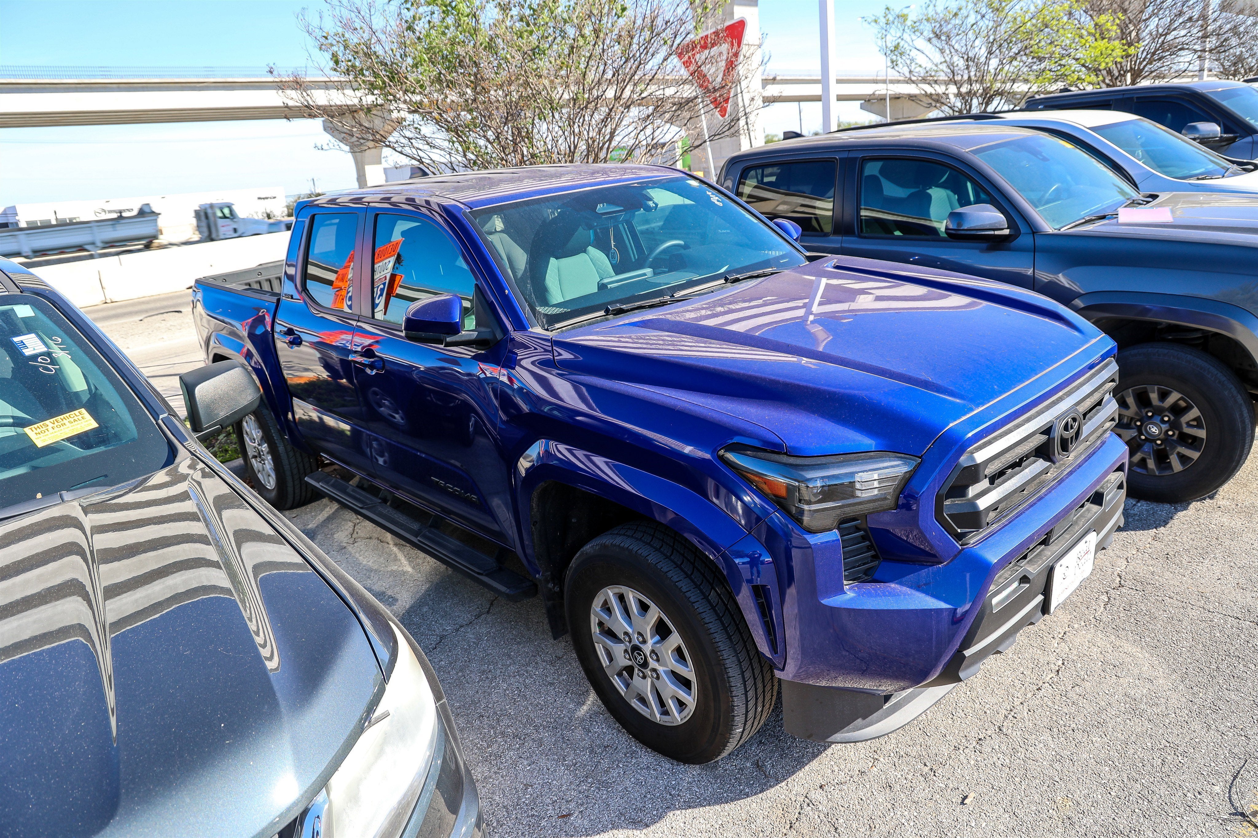 2024 Toyota TACOMA SR5 SR5
