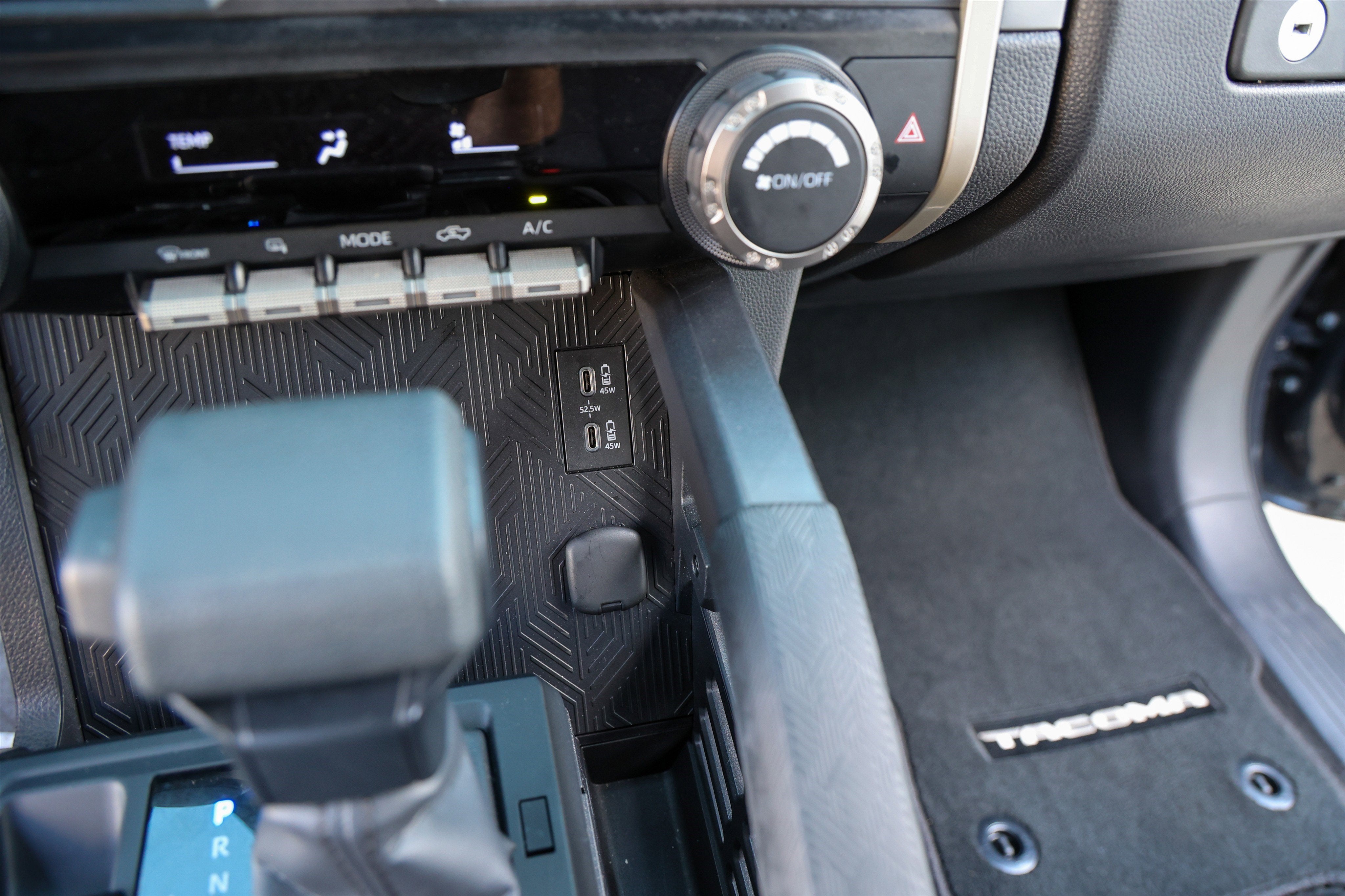 2025 Toyota TACOMA SR5 SR5