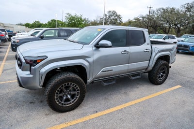 2025 Toyota TACOMA SR5 SR5