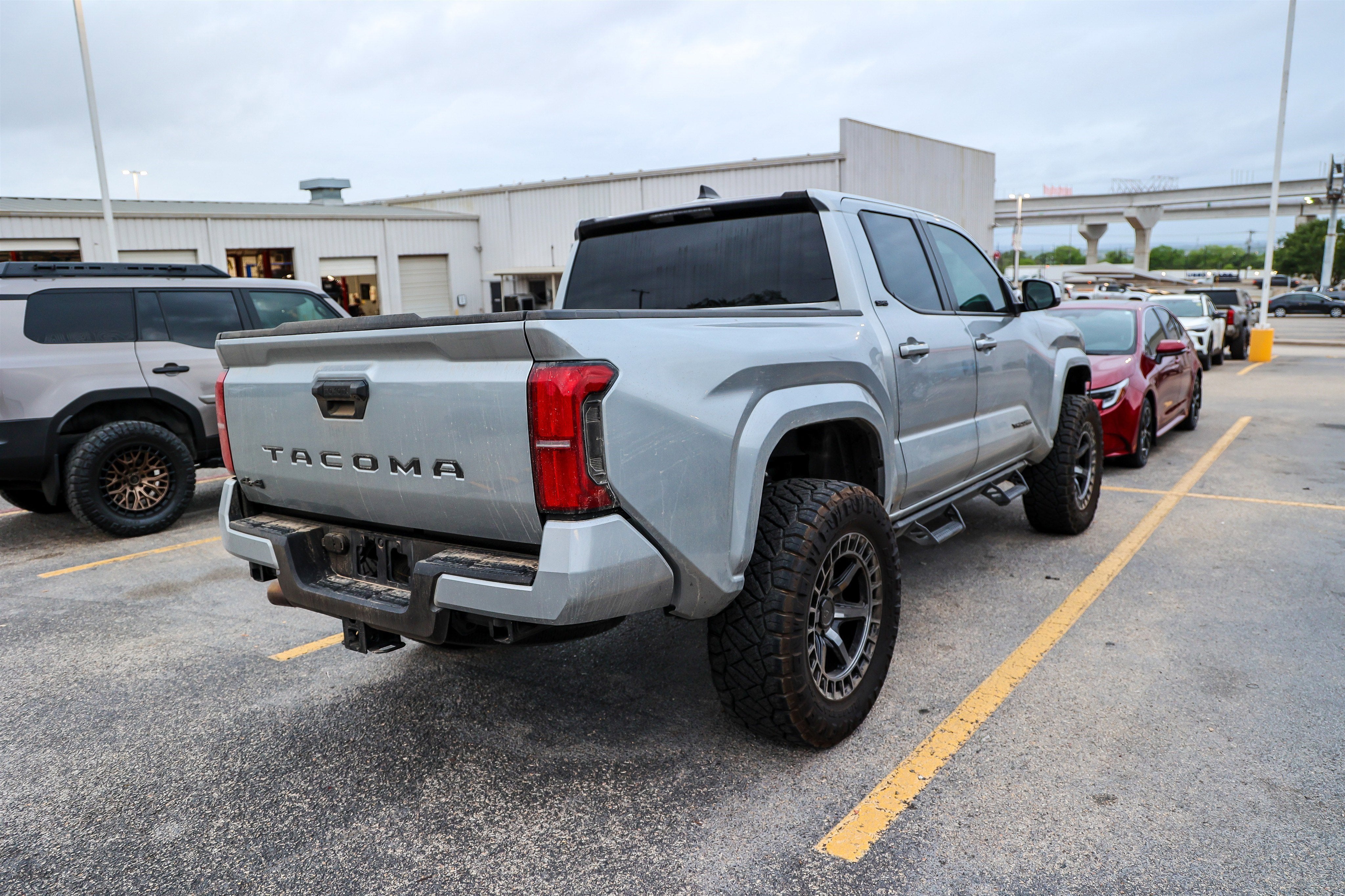 2025 Toyota TACOMA SR5 SR5
