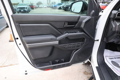 2025 Toyota TACOMA SR5 SR5