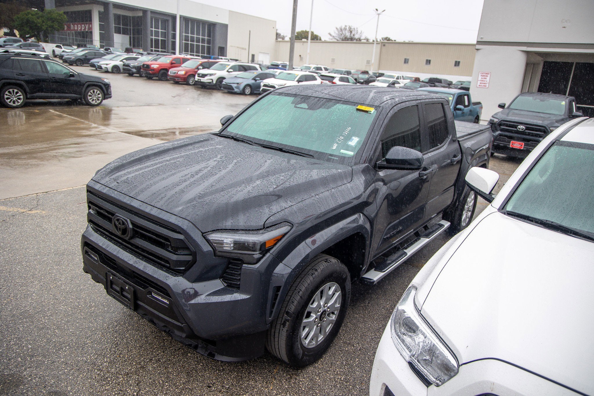 2025 Toyota TACOMA SR5 SR5