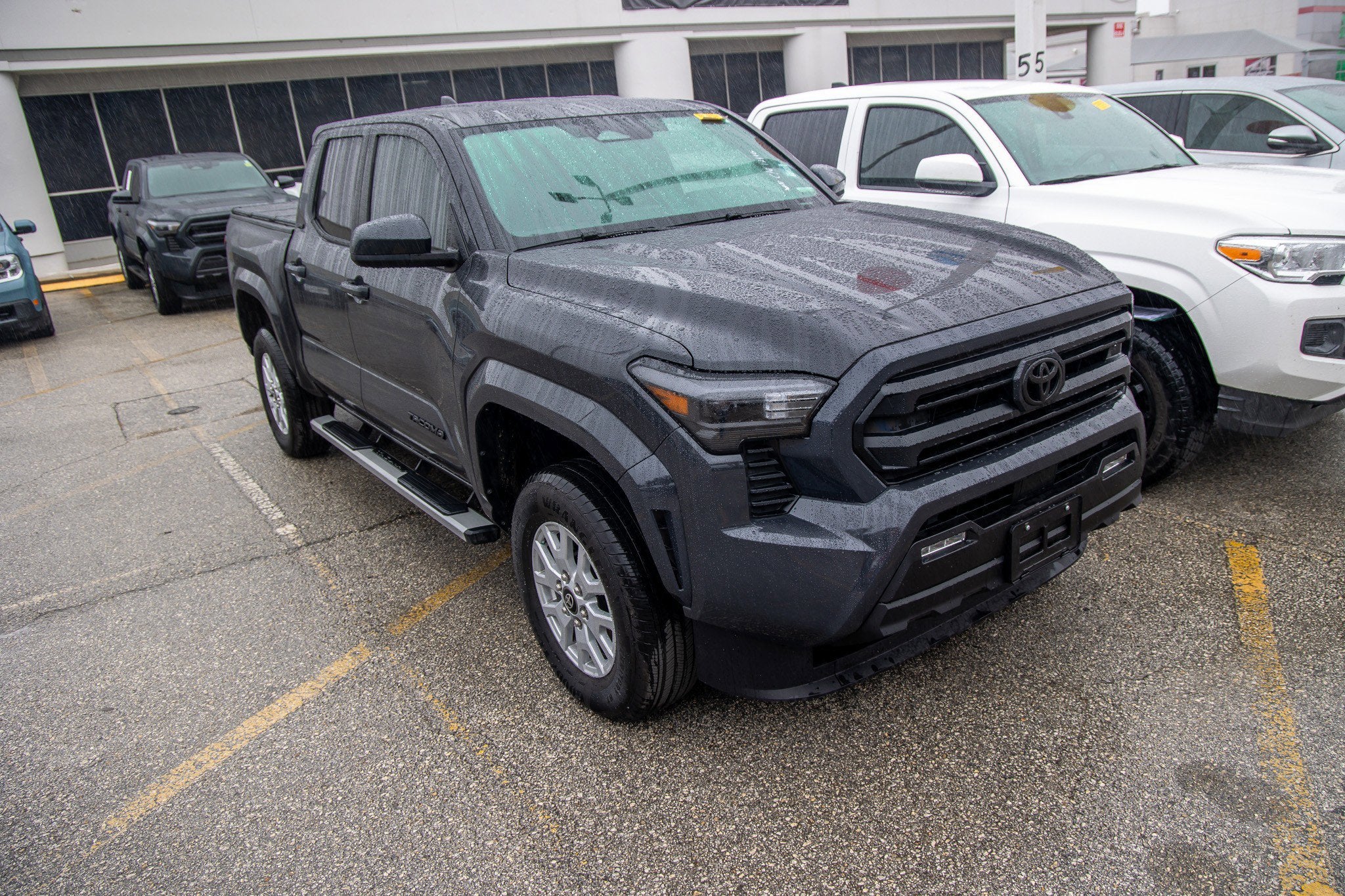 2025 Toyota TACOMA SR5 SR5