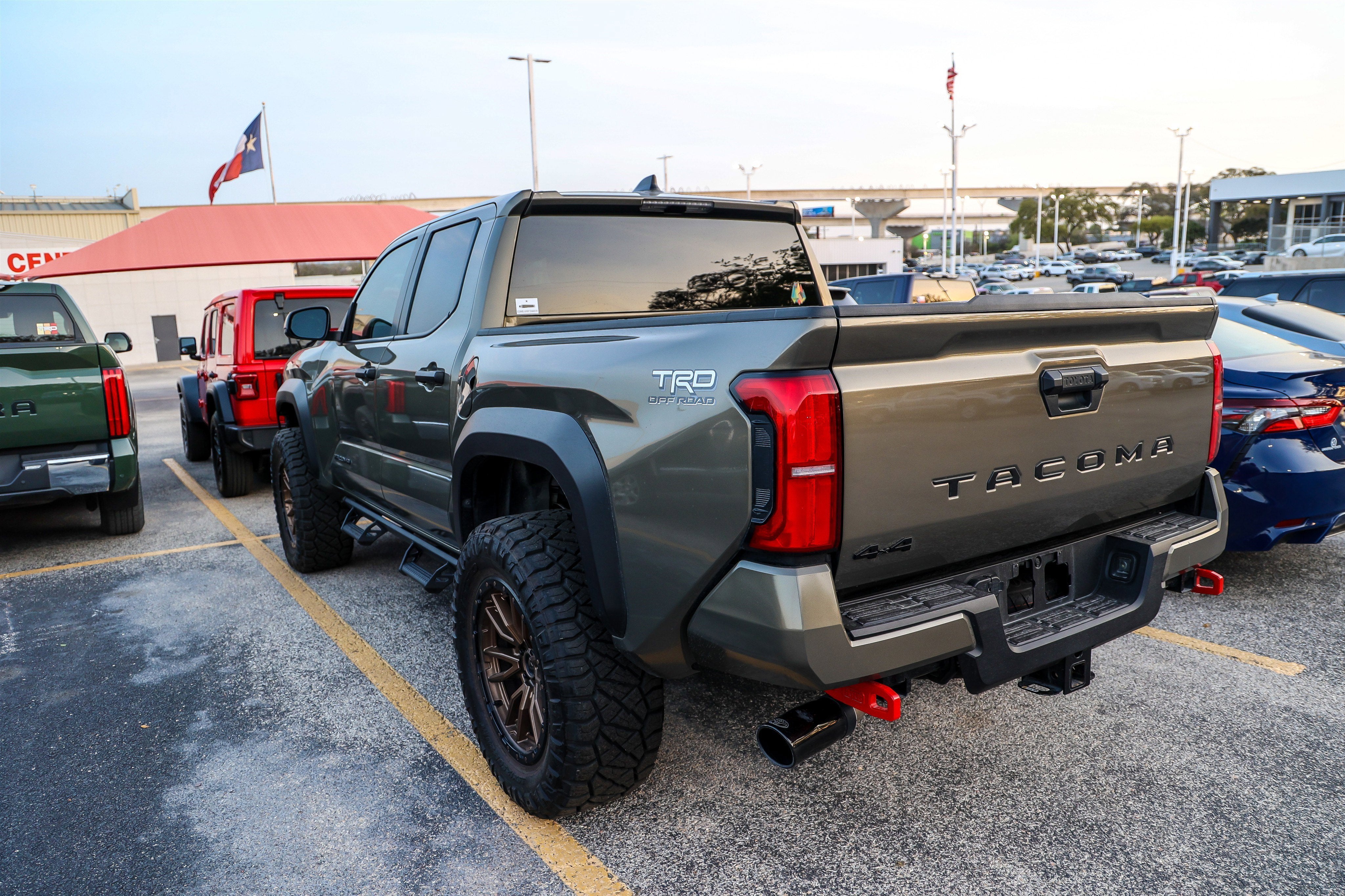 2025 Toyota Tacoma 4WD TRD Off Road