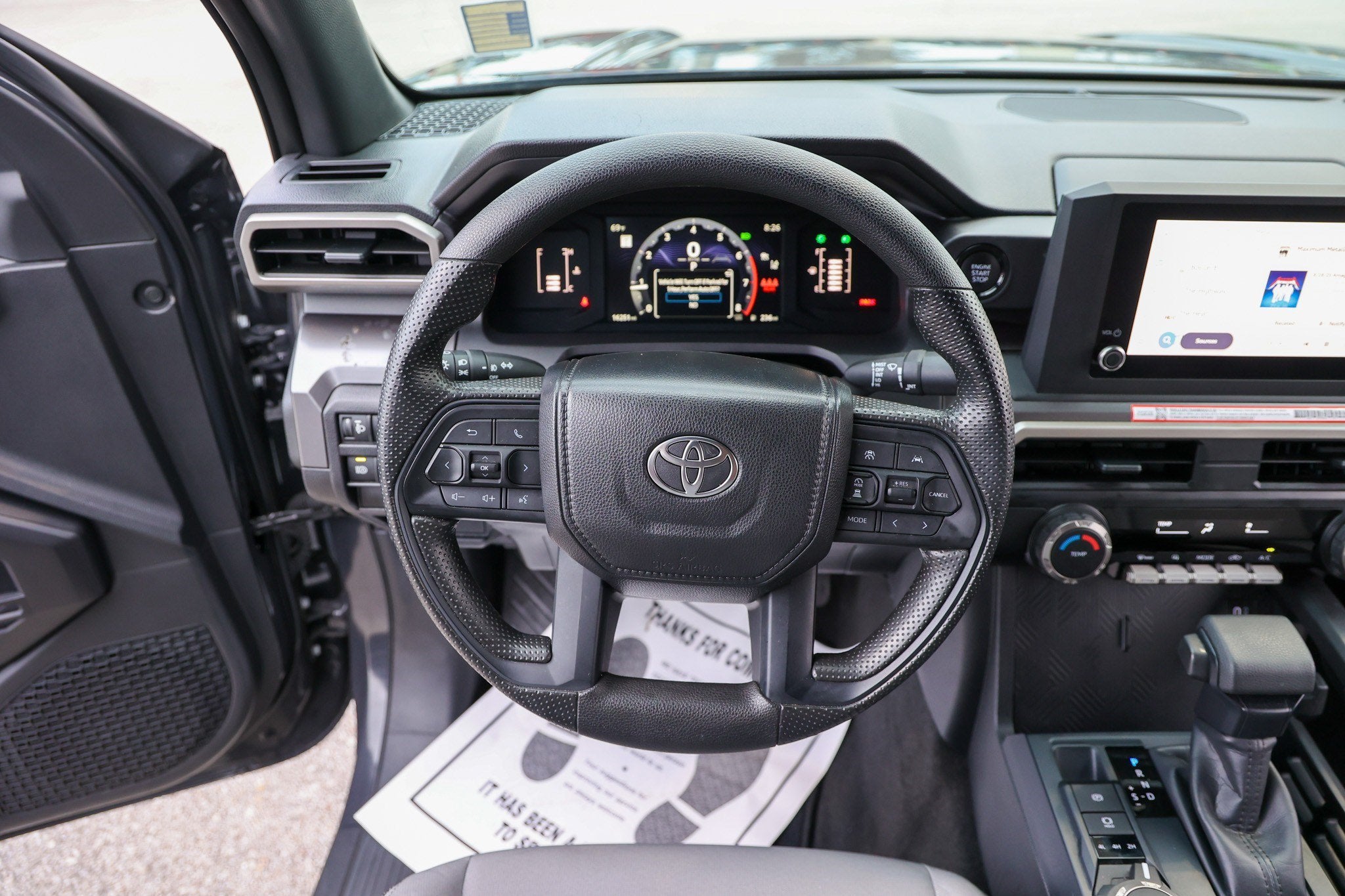 2025 Toyota Tacoma SR5