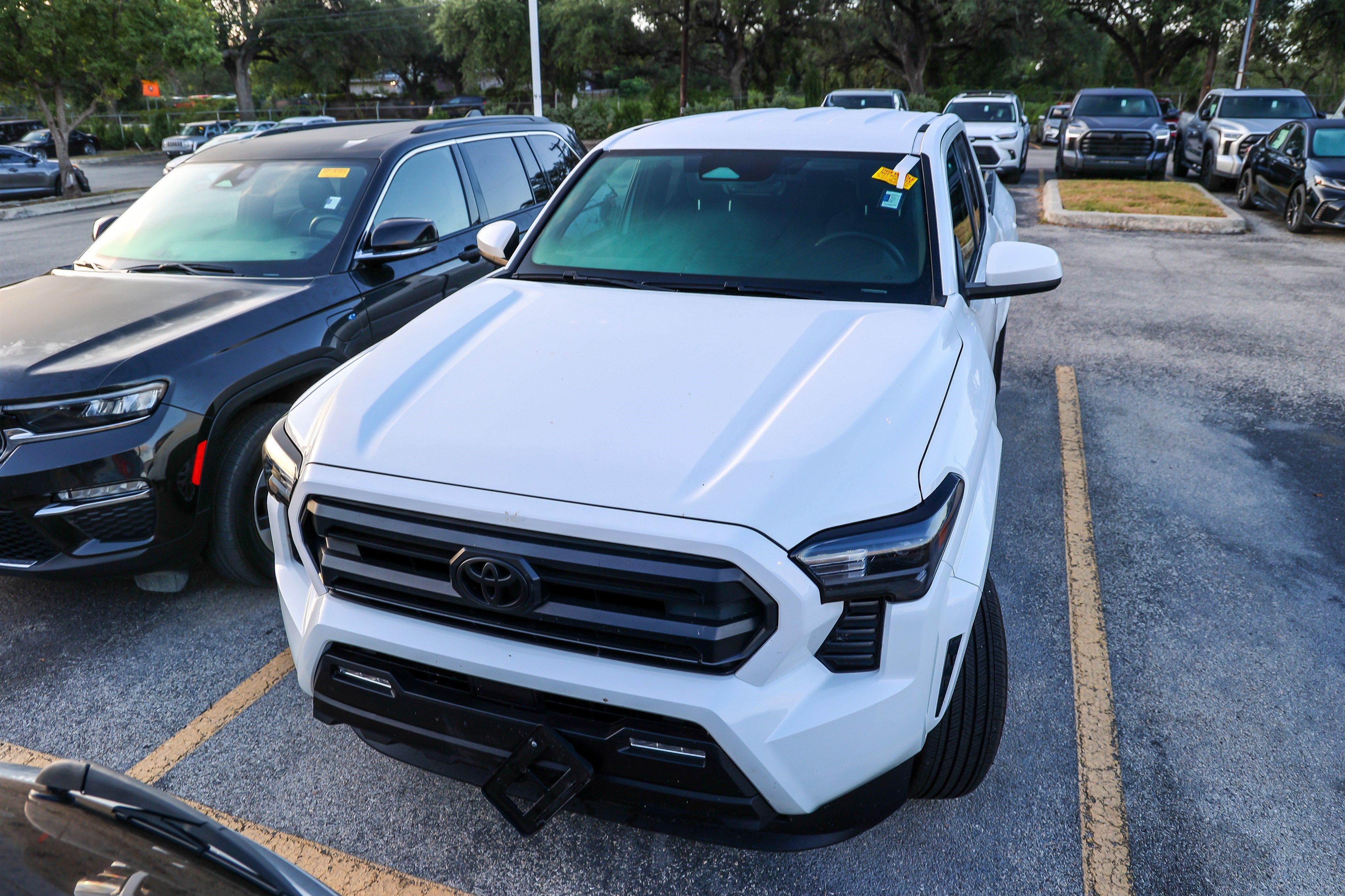 2025 Toyota Tacoma 4WD SR5