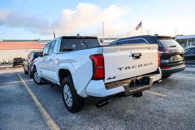 2025 Toyota Tacoma 4WD SR5