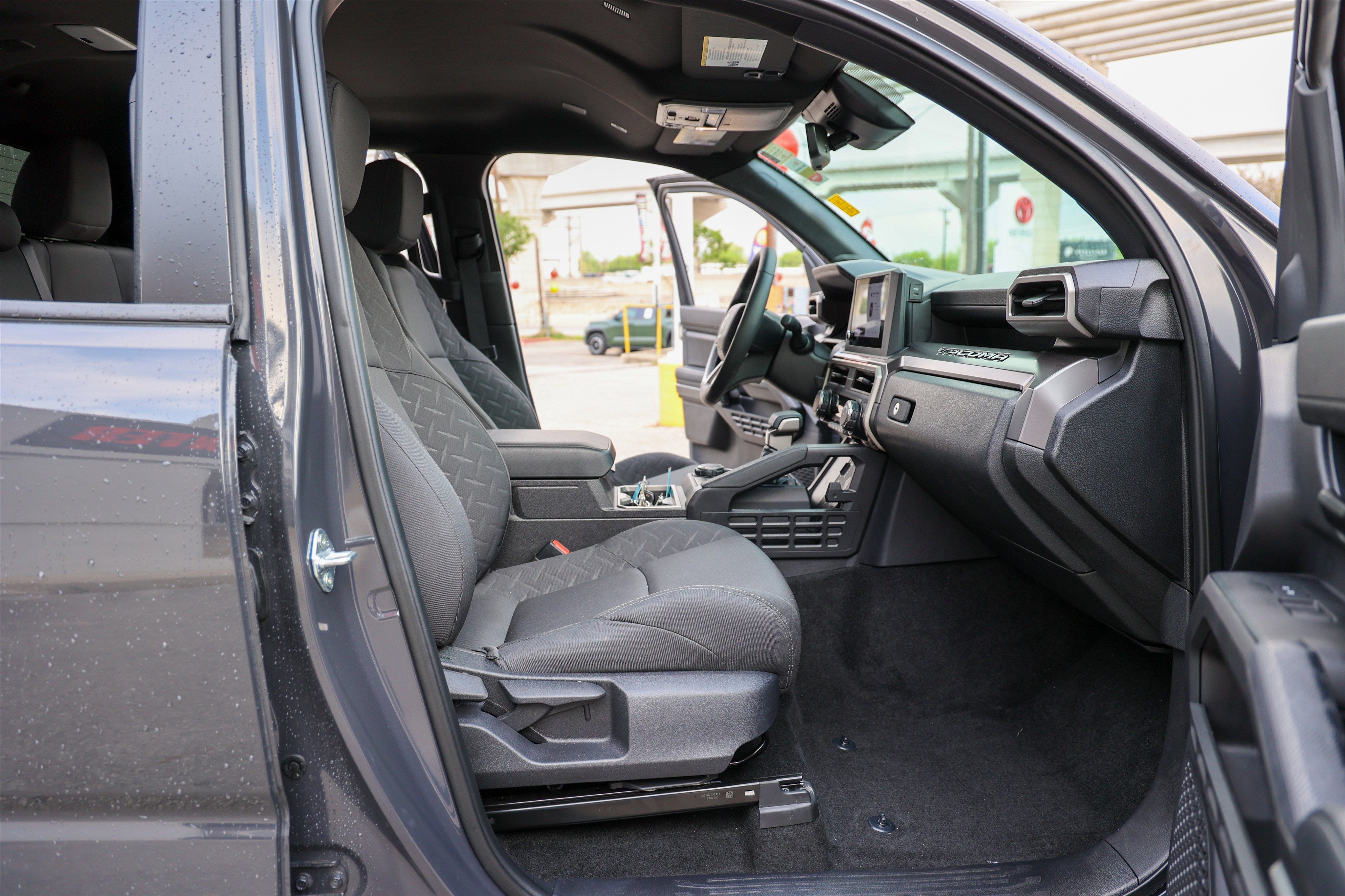 2025 Toyota TACOMA SR5 SR5