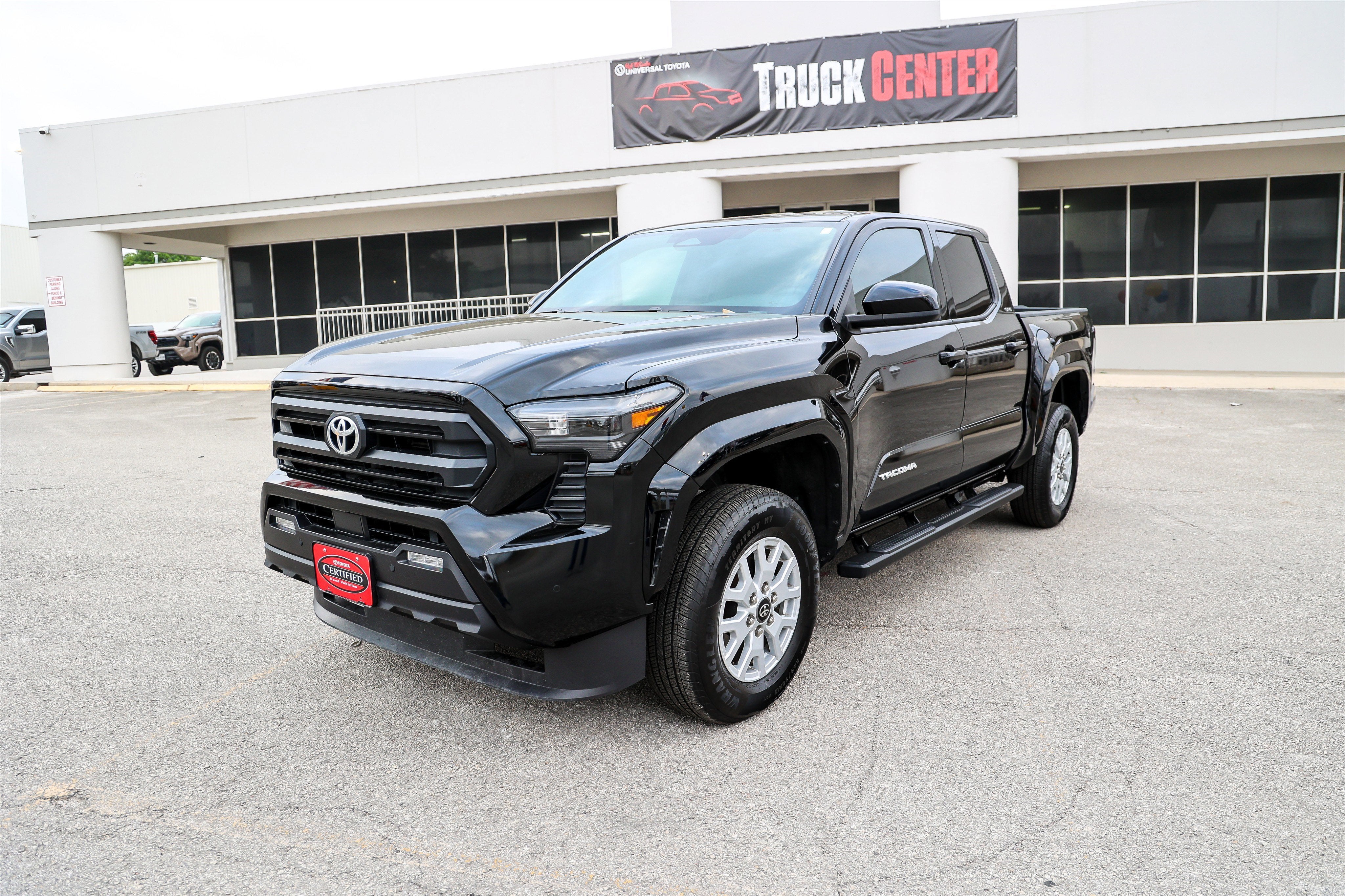 2025 Toyota TACOMA SR5 SR5