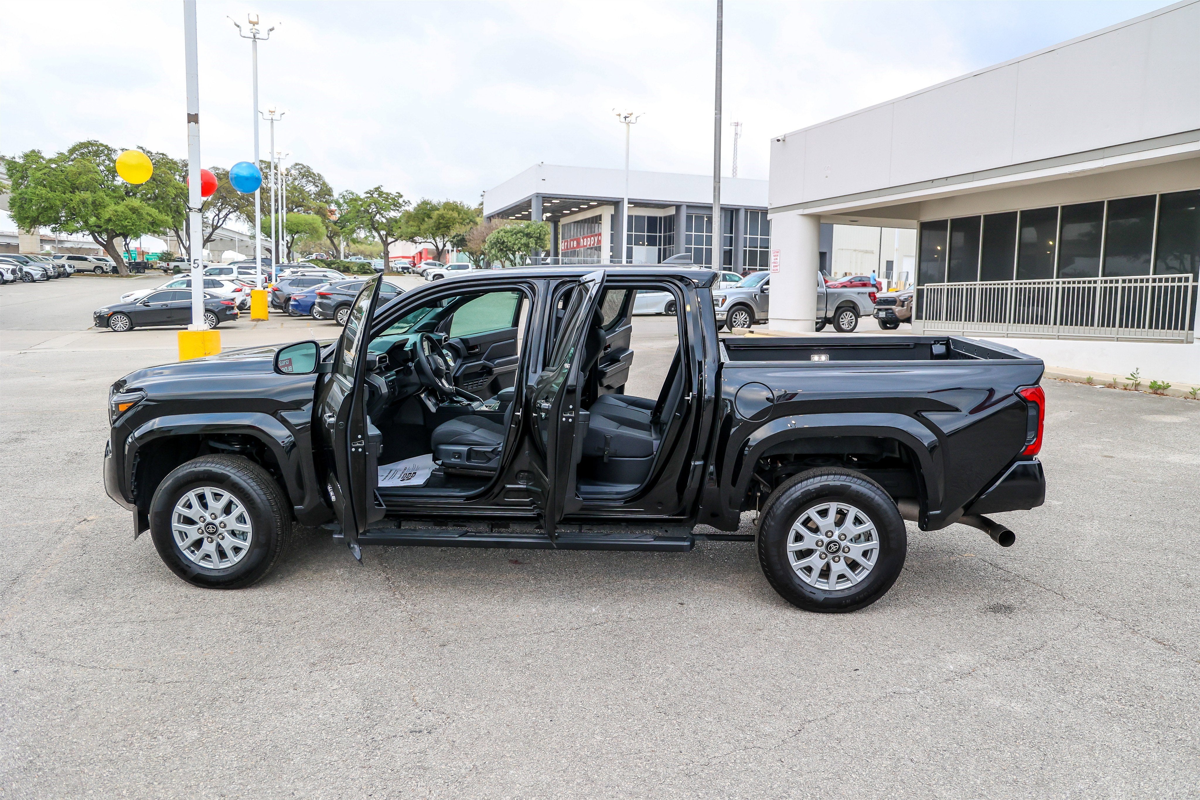 2025 Toyota TACOMA SR5 SR5