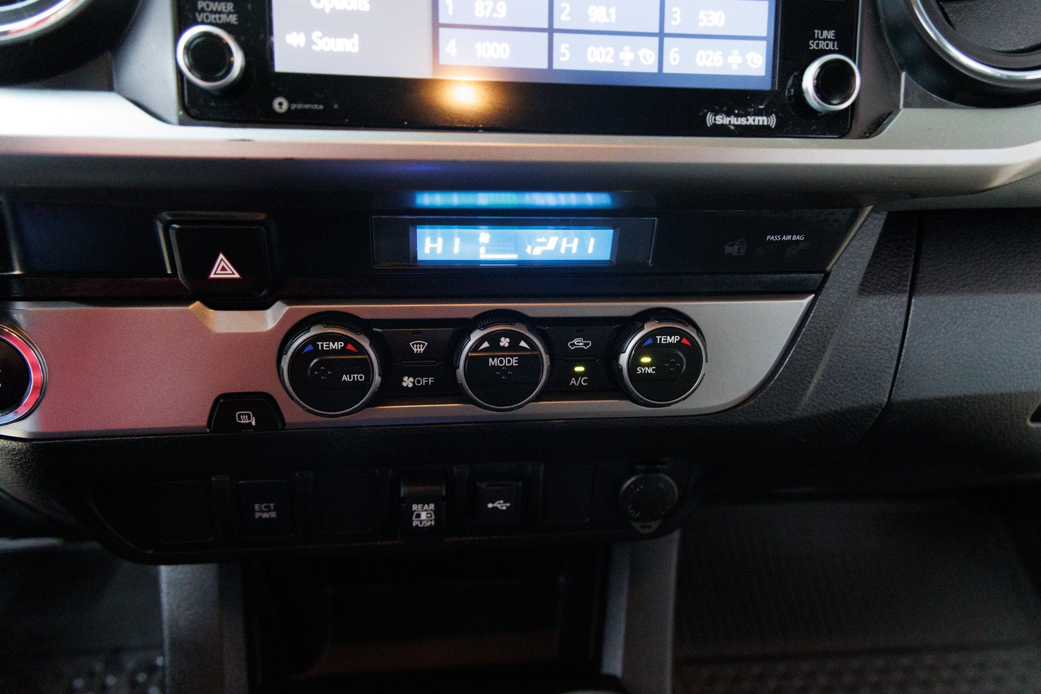 2023 Toyota TACOMA SR5 SR5