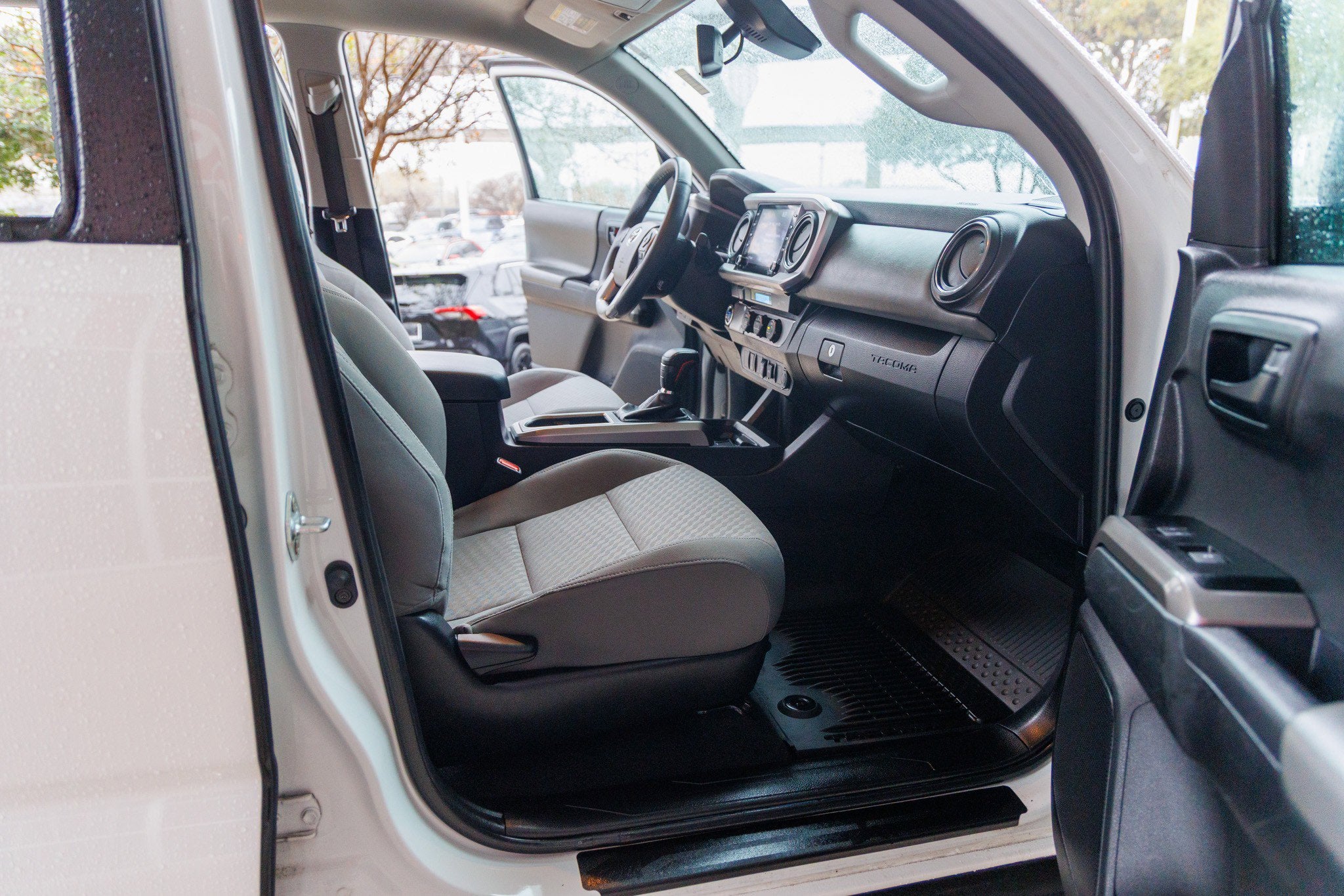 2023 Toyota TACOMA SR5 SR5