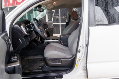 2023 Toyota TACOMA SR5 SR5