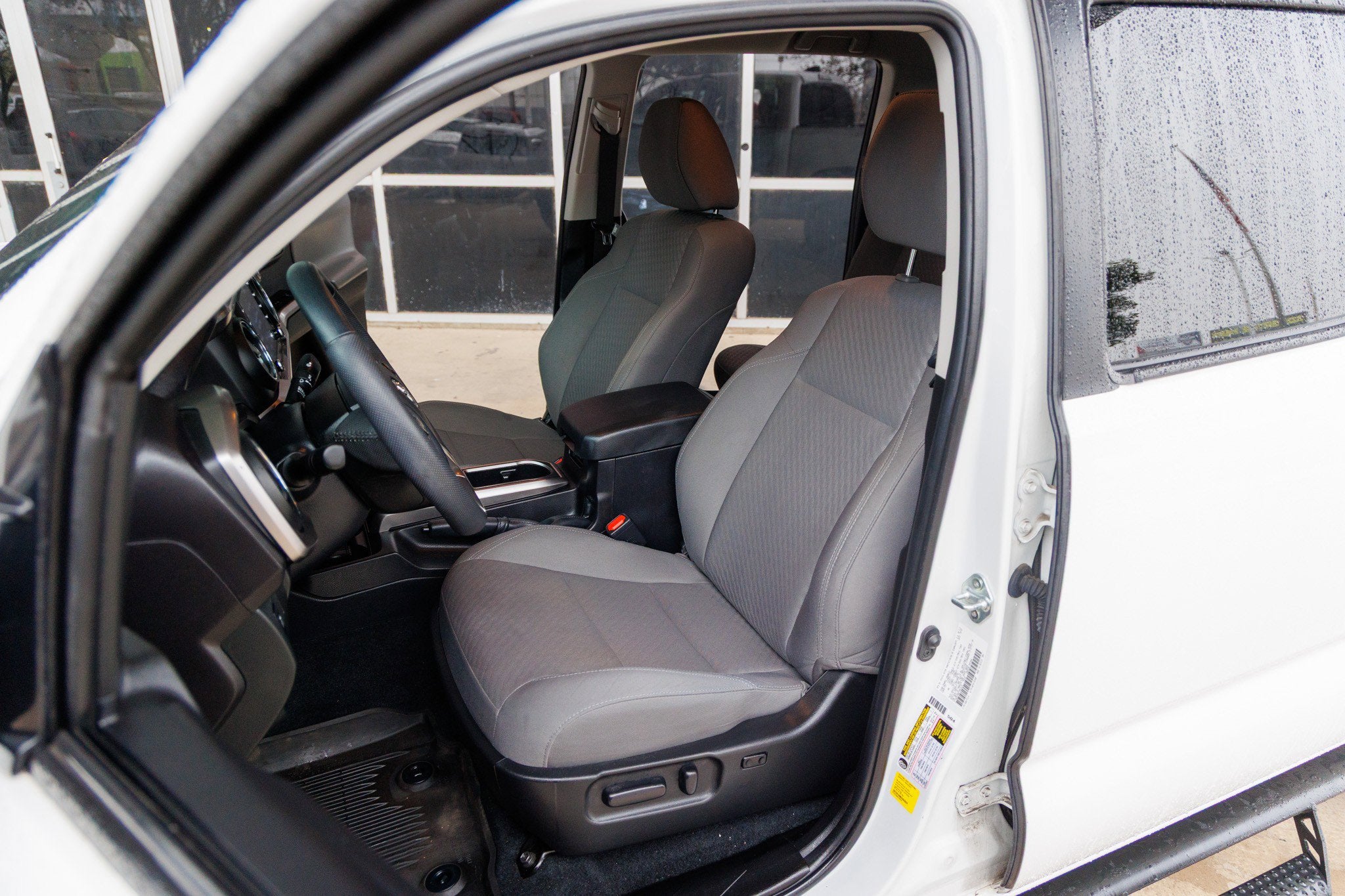 2023 Toyota TACOMA SR5 SR5