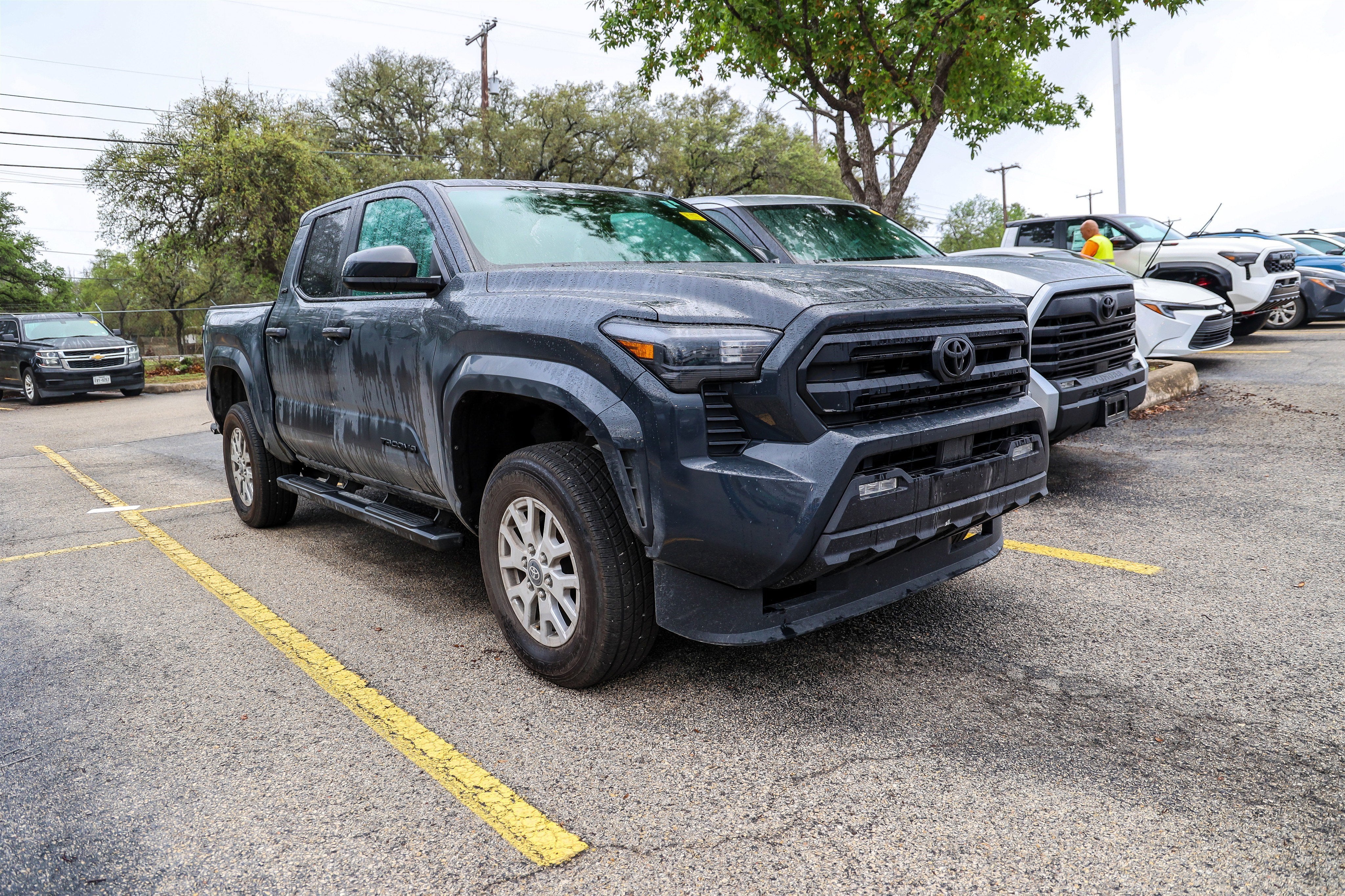 2025 Toyota TACOMA SR5 SR5