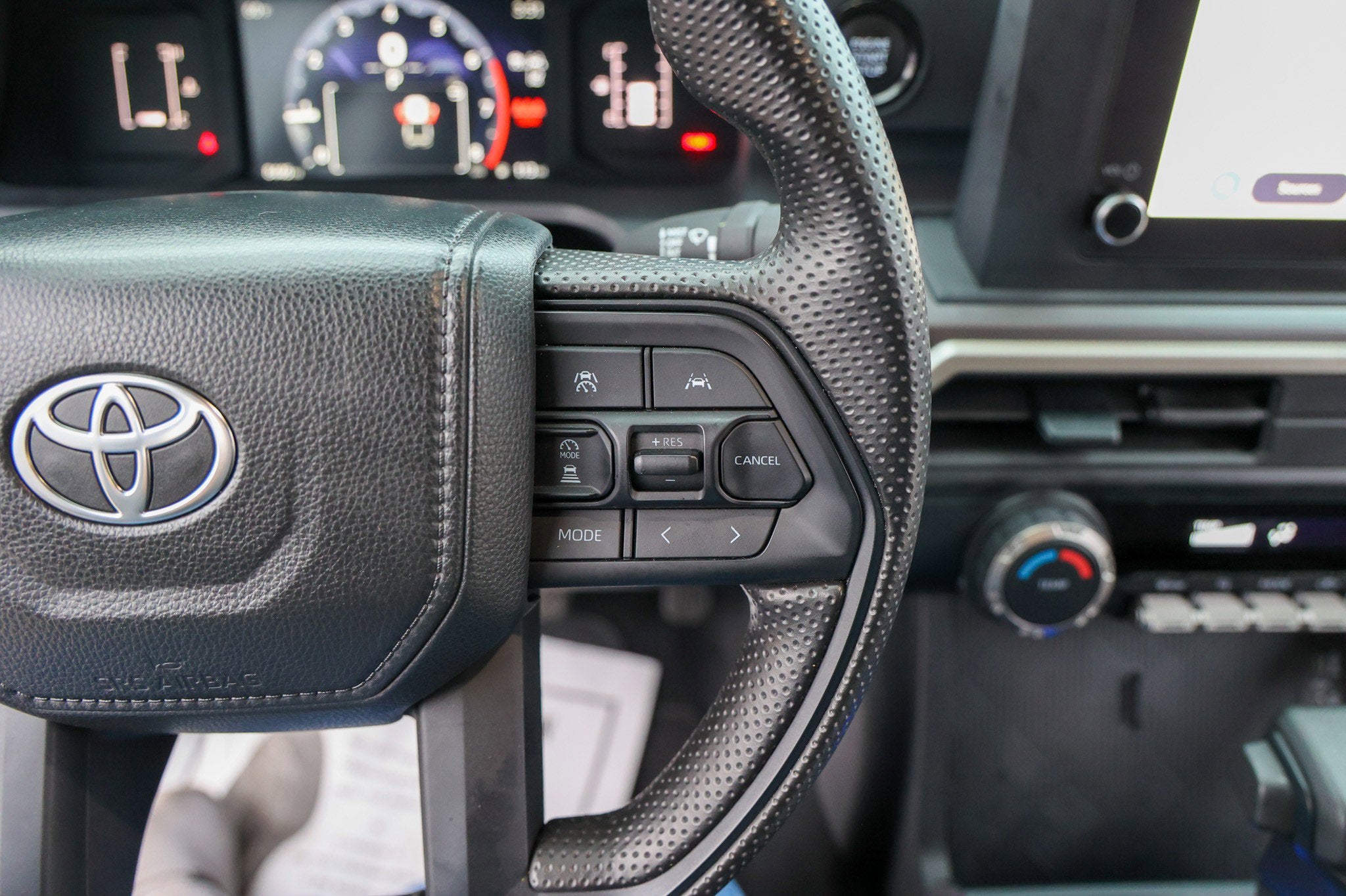 2024 Toyota TACOMA SR5 SR5