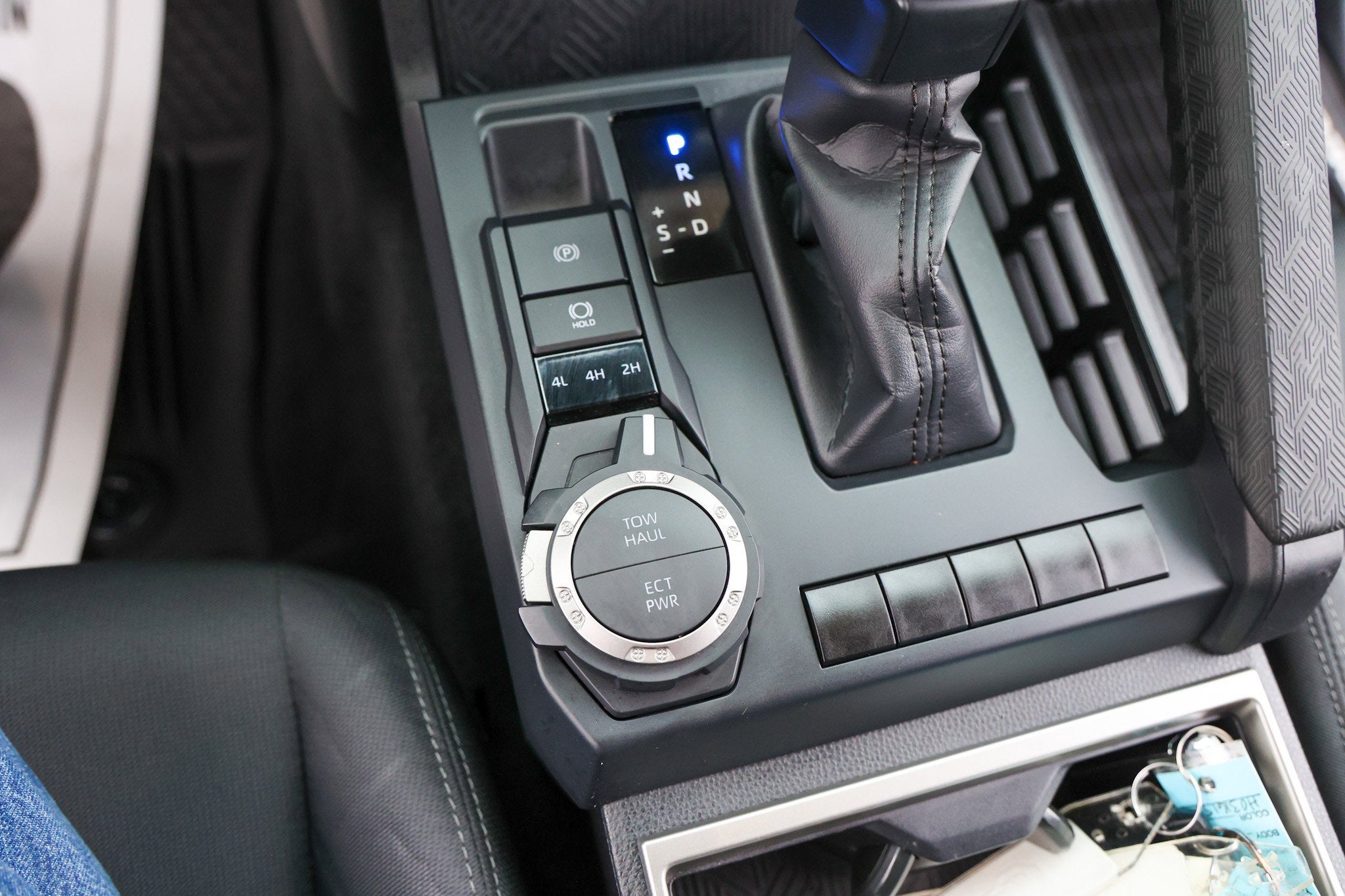 2024 Toyota TACOMA SR5 SR5