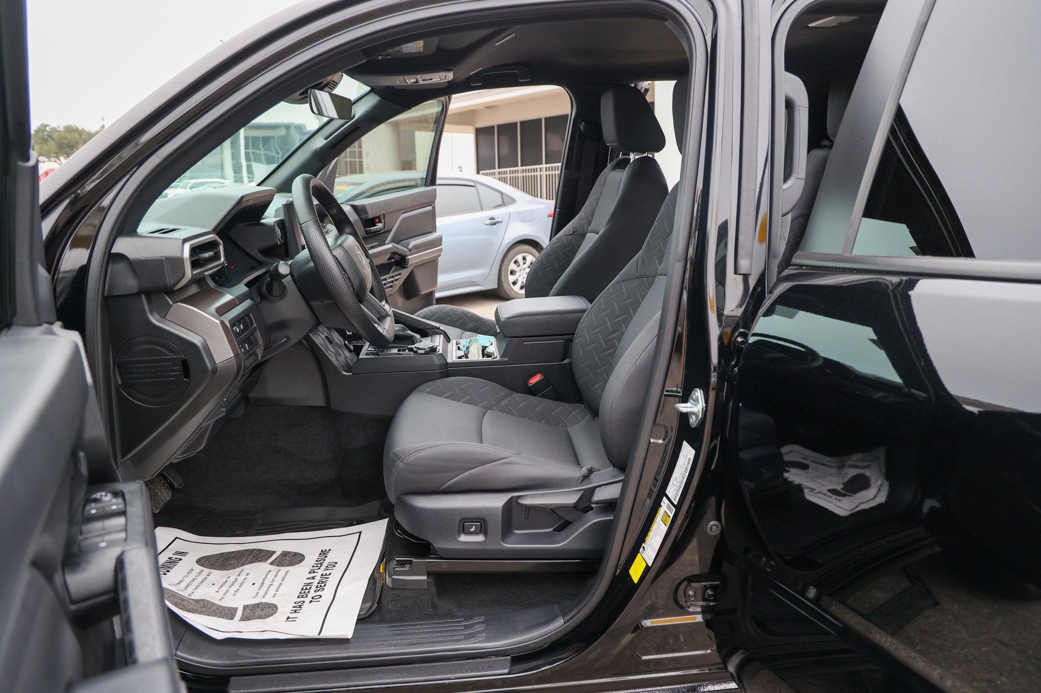 2024 Toyota TACOMA SR5 SR5