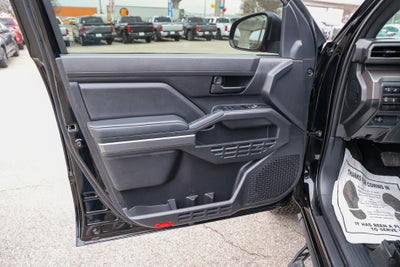 2024 Toyota TACOMA SR5 SR5