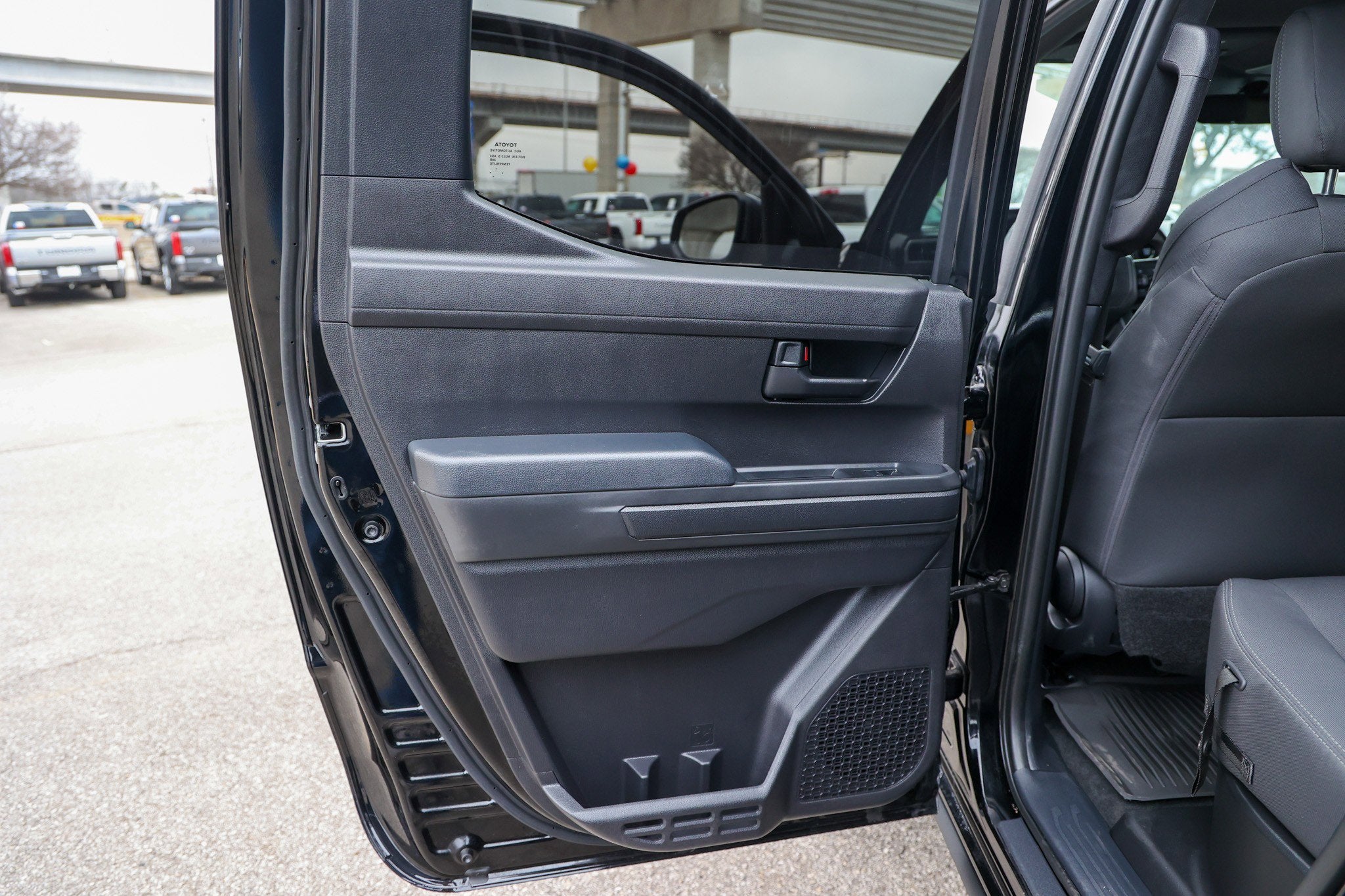 2024 Toyota TACOMA SR5 SR5