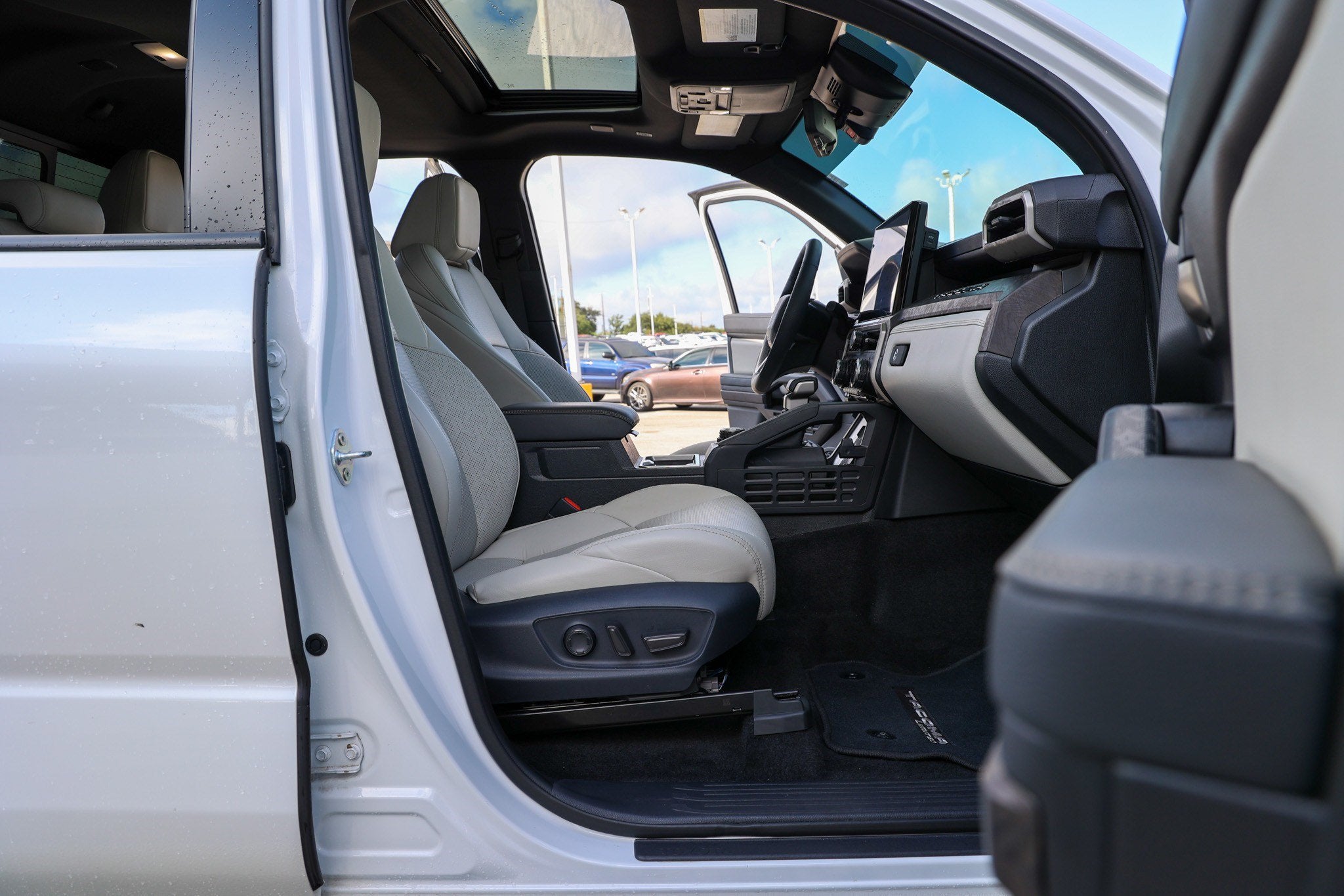2024 Toyota Tacoma Limited