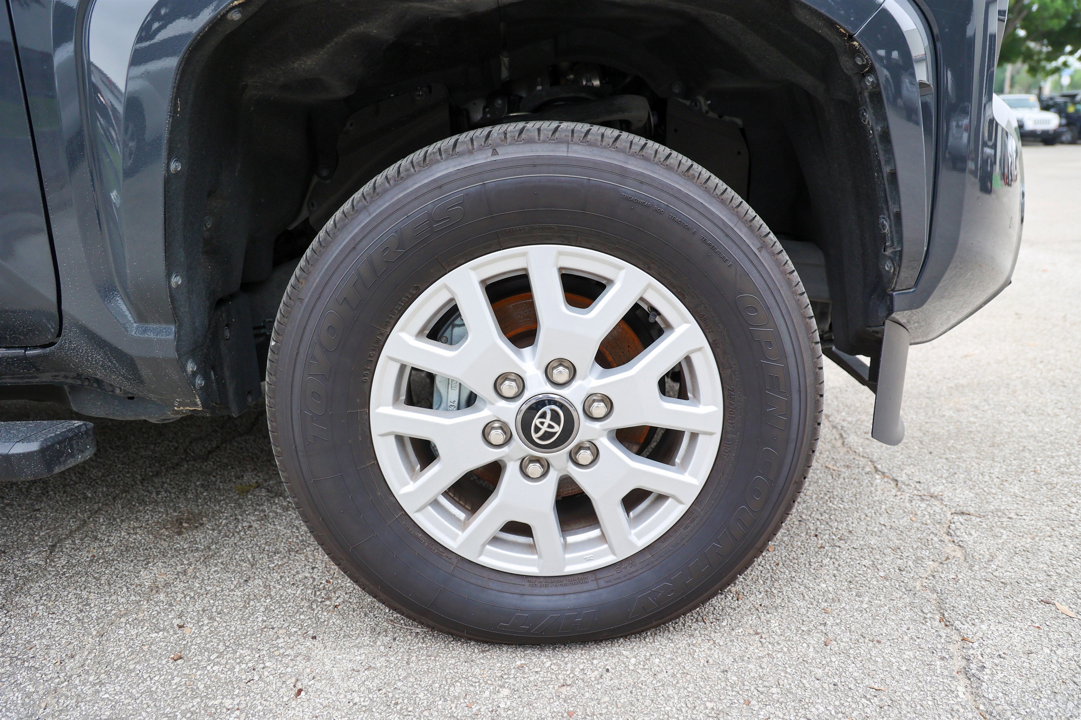 2025 Toyota TACOMA SR5 SR5