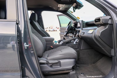 2025 Toyota TACOMA SR5 SR5