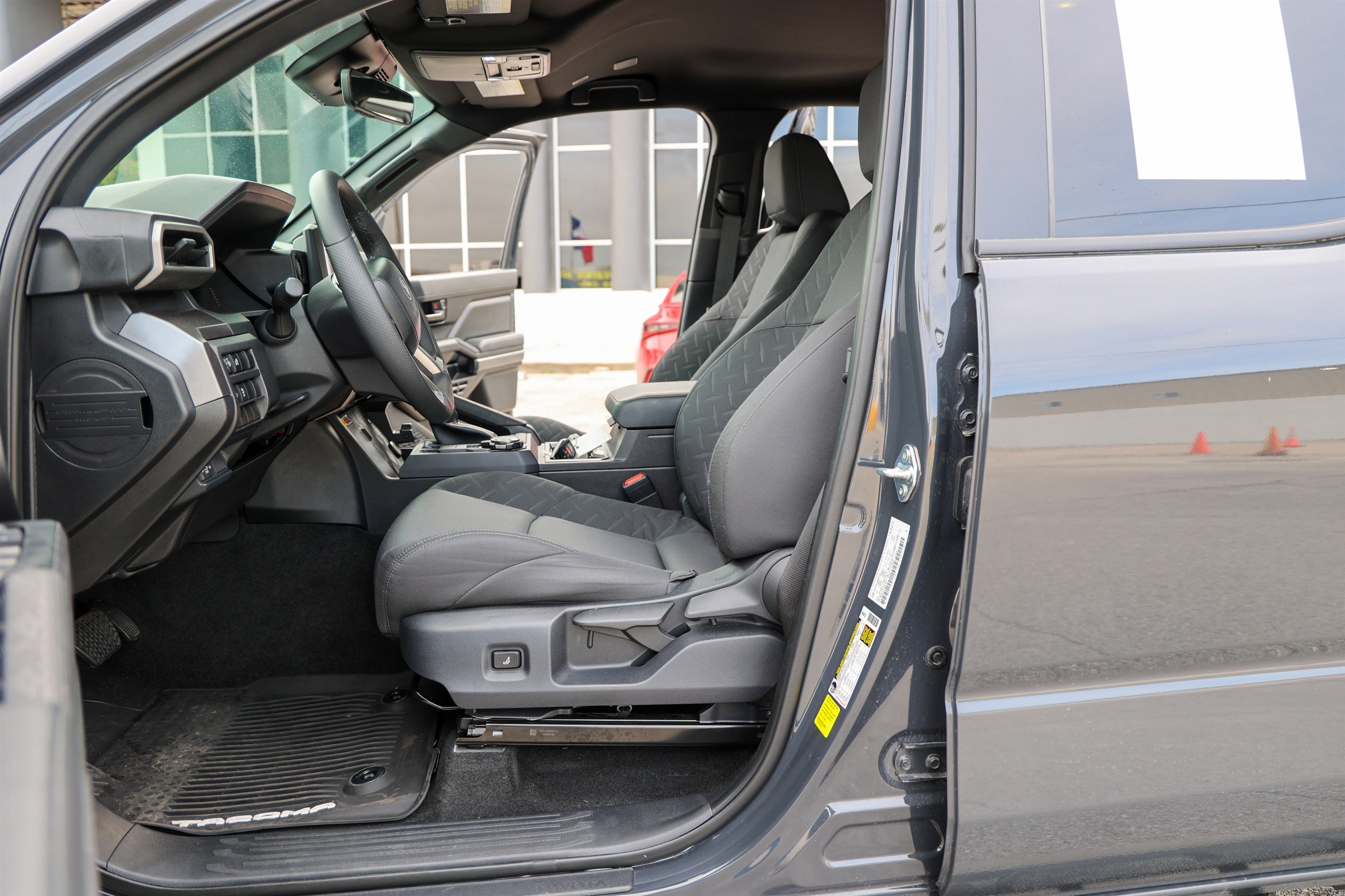 2025 Toyota TACOMA SR5 SR5