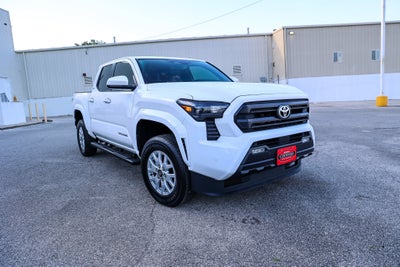 2025 Toyota TACOMA SR5 SR5