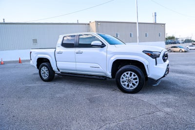 2025 Toyota TACOMA SR5 SR5