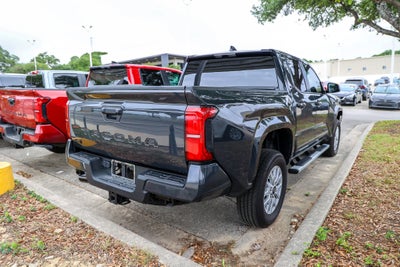 2025 Toyota TACOMA SR5 SR5
