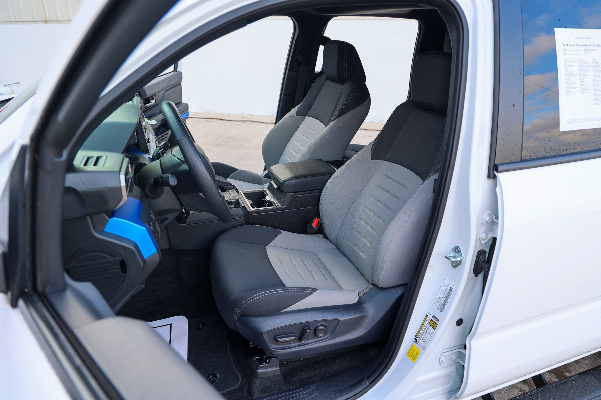 2024 Toyota TACOMA TRD OFFRD TRD Off Road Hybrid