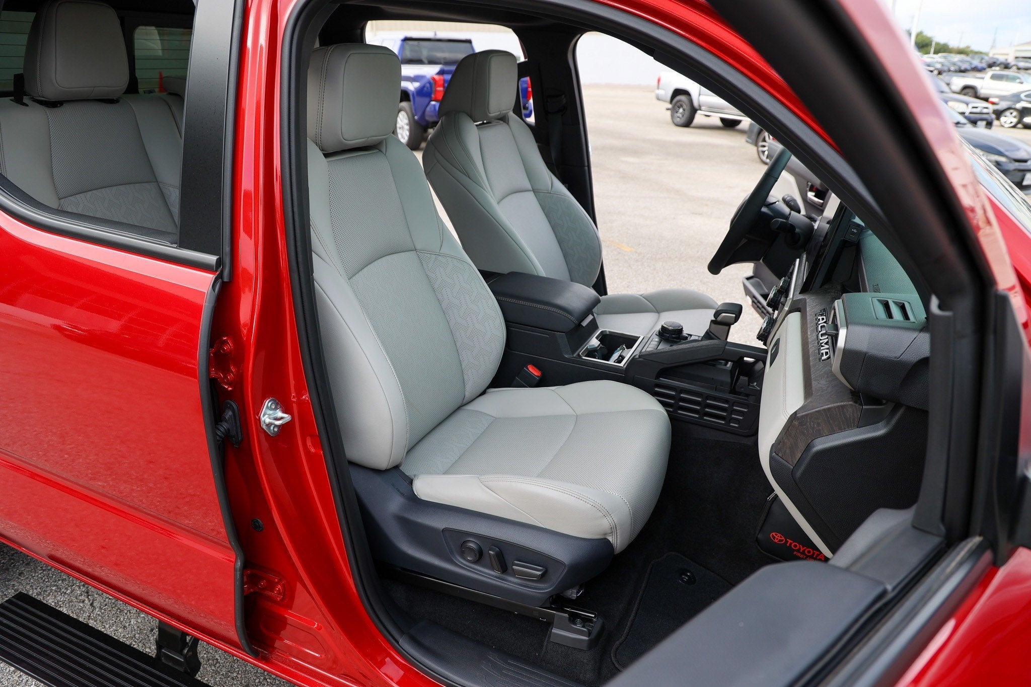 2026 Toyota Tacoma i-FORCE MAX Limited Hybrid