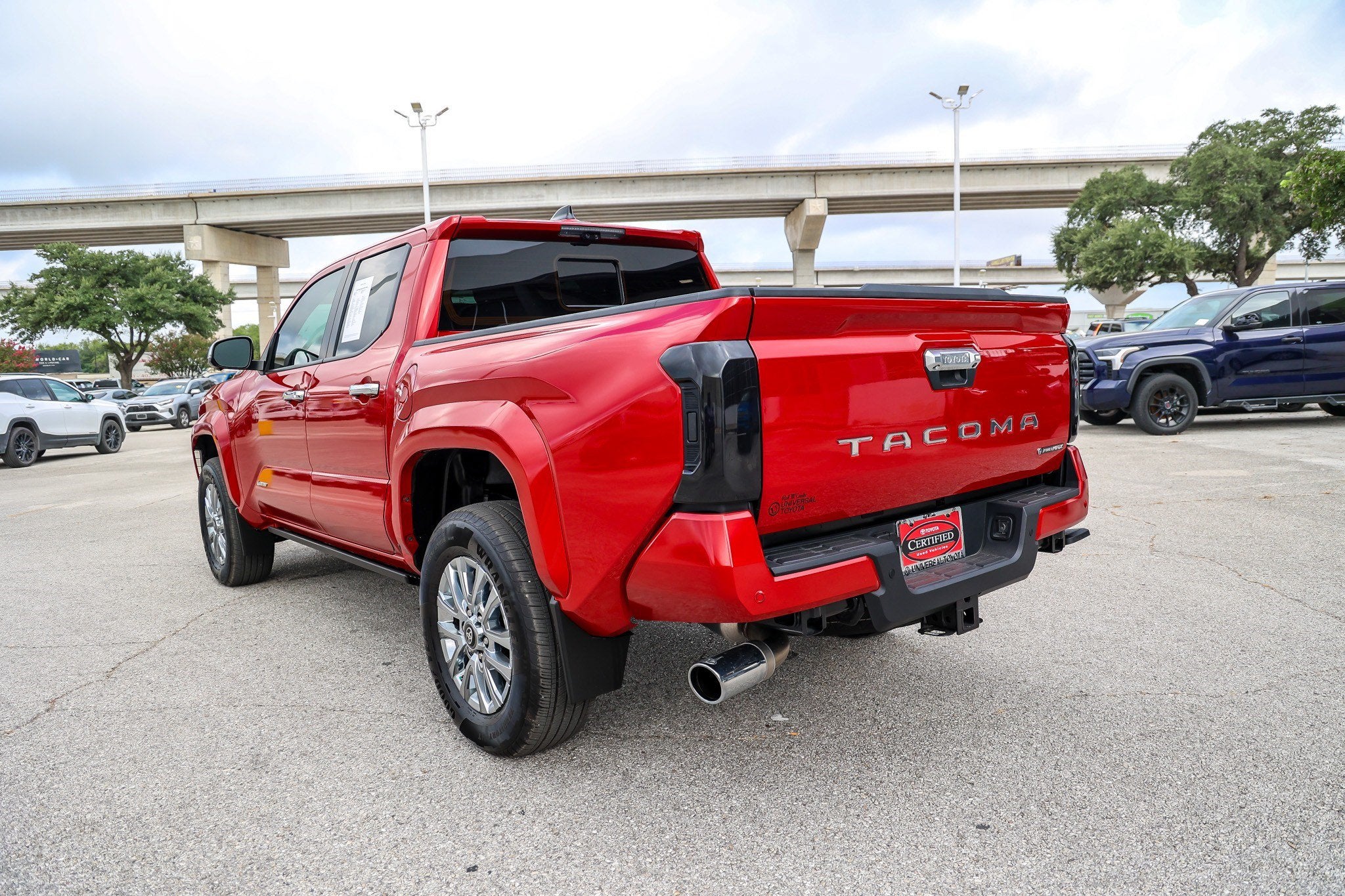 2026 Toyota Tacoma i-FORCE MAX Limited Hybrid