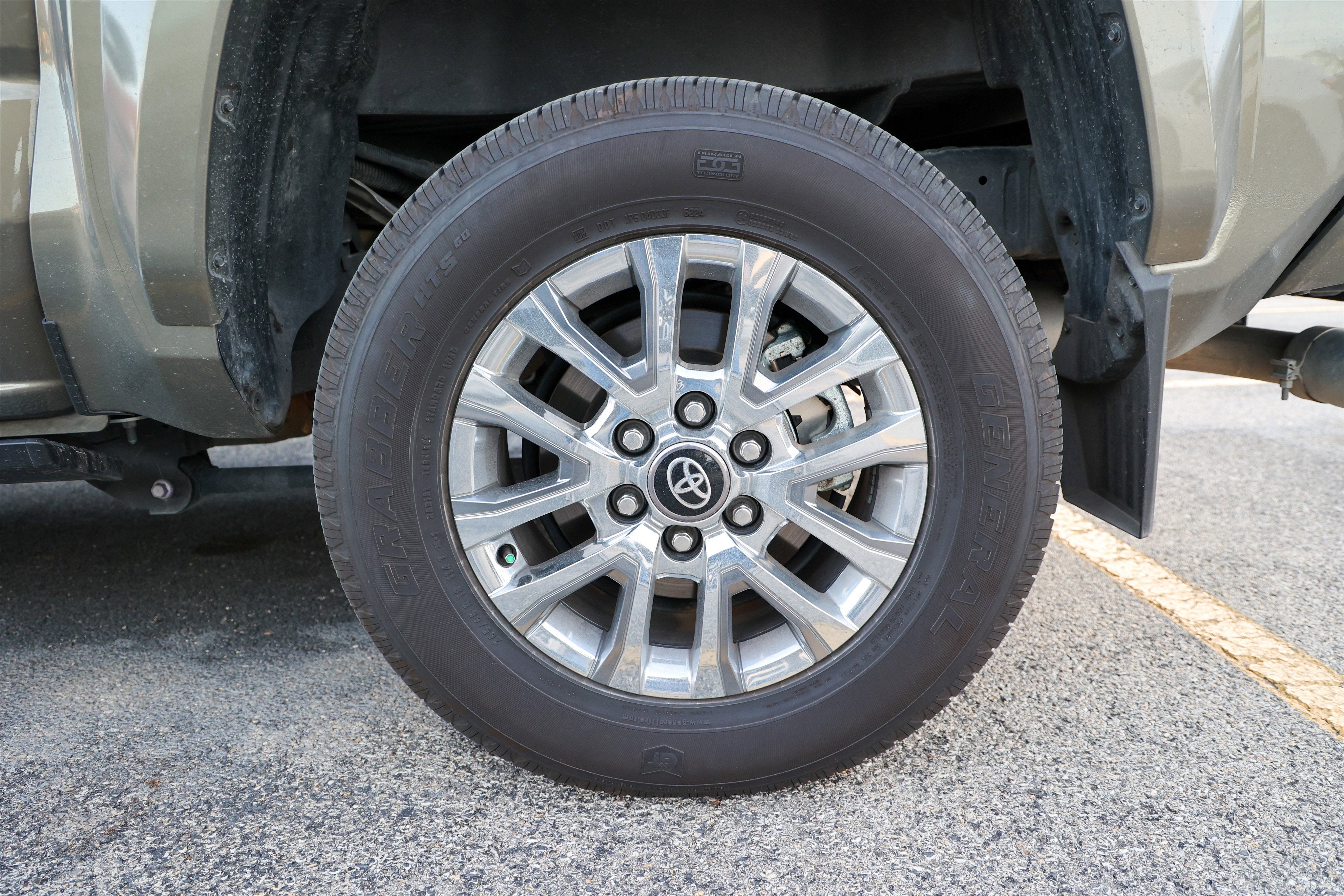 2025 Toyota TACOMA LTD HV Limited Hybrid